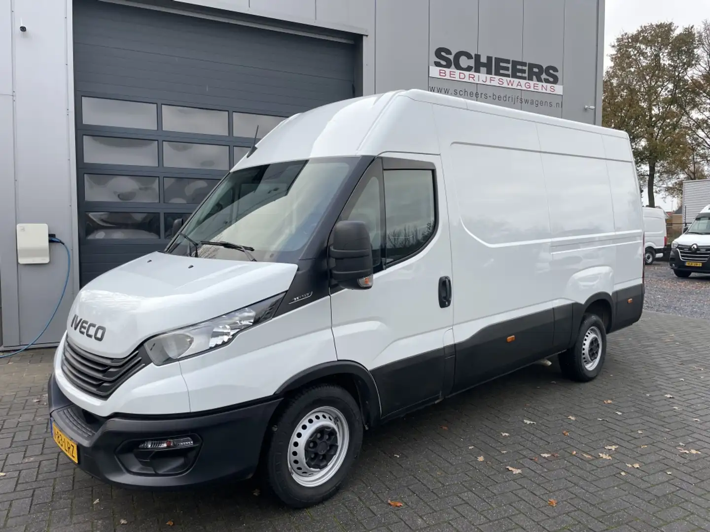 Iveco Daily 35S14V 2.3 352L H2 Airco Blanc - 1