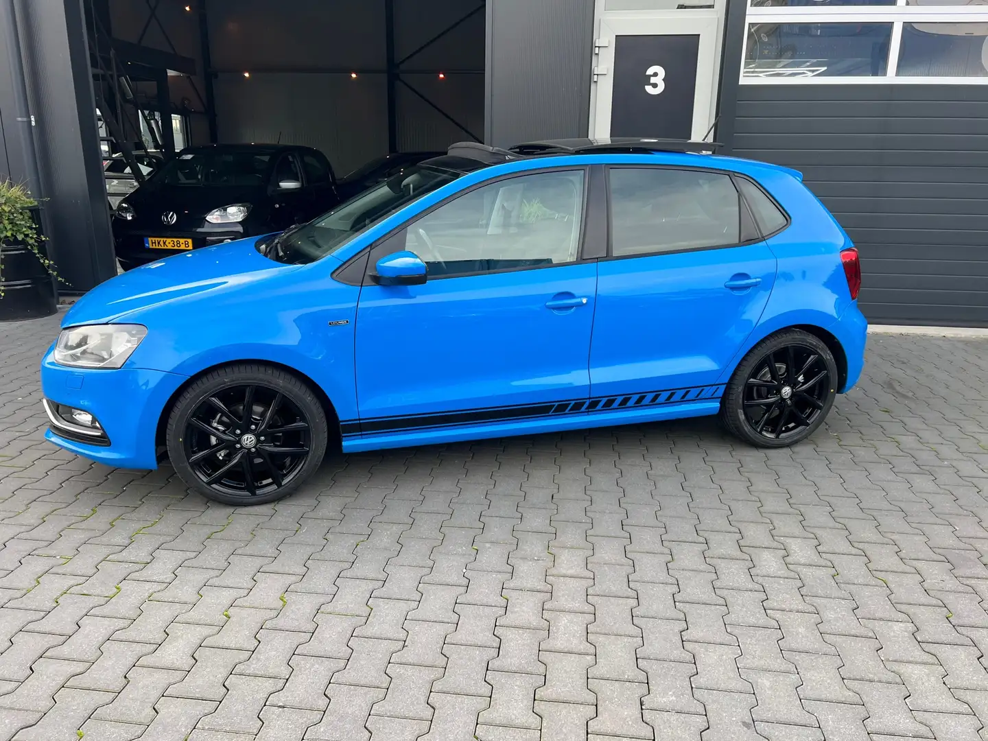 Volkswagen Polo 1.2 TSI LOUNGE !! AUTOMAAT !! Blauw - 2