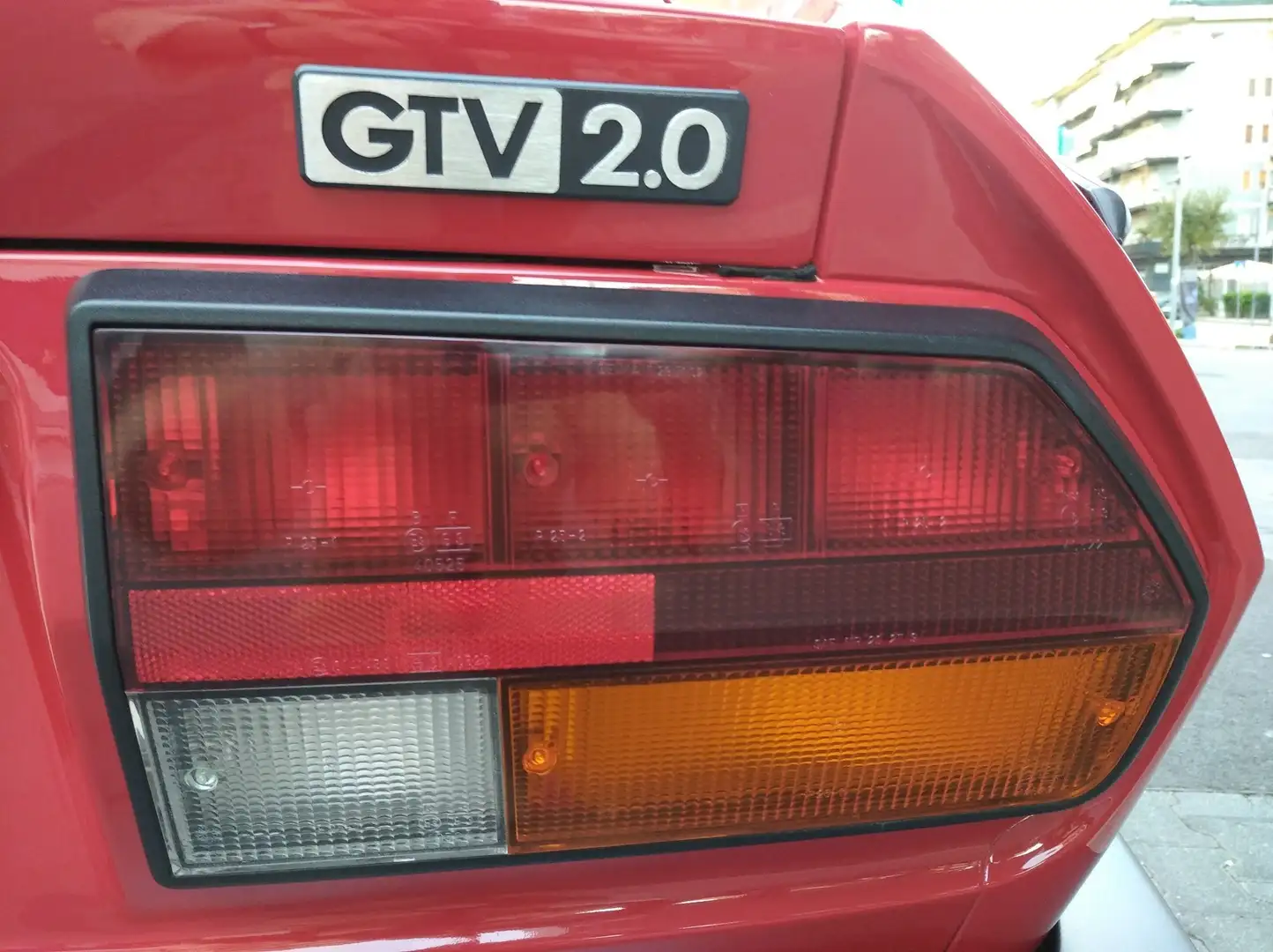 Alfa Romeo GTV 2.0 Roşu - 1