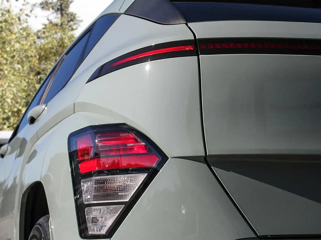 Hyundai KONA снимка Hyundai KONA