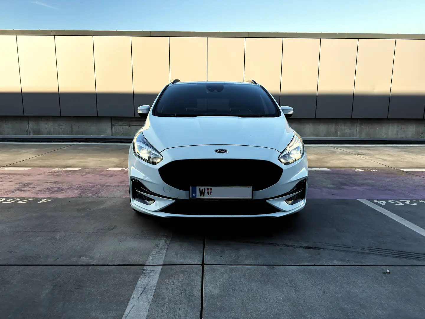Ford S-Max S-MAX ST-Line 2,5 Duratec Hybrid ST-Line Weiß - 1