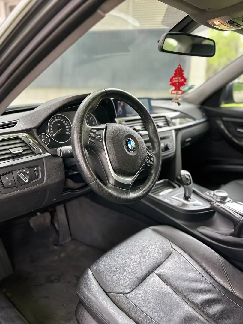 BMW 318 318d 143 ch Luxury A - 1