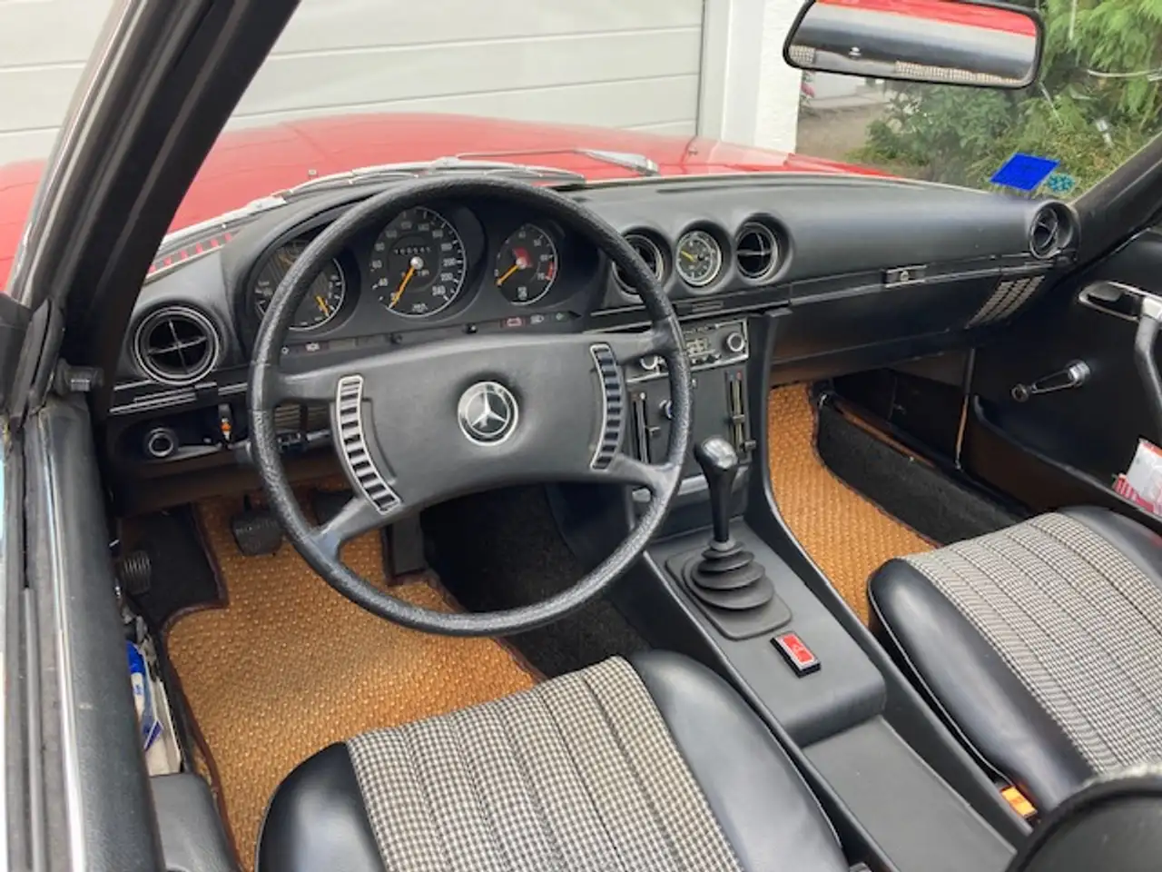 Mercedes-Benz 350 SL, unfallfrei - Familienerbstück, Classic-Data 2+, Handschalter, H-Zulassung, Original-Werks-Auslieferungszustand, foto 8