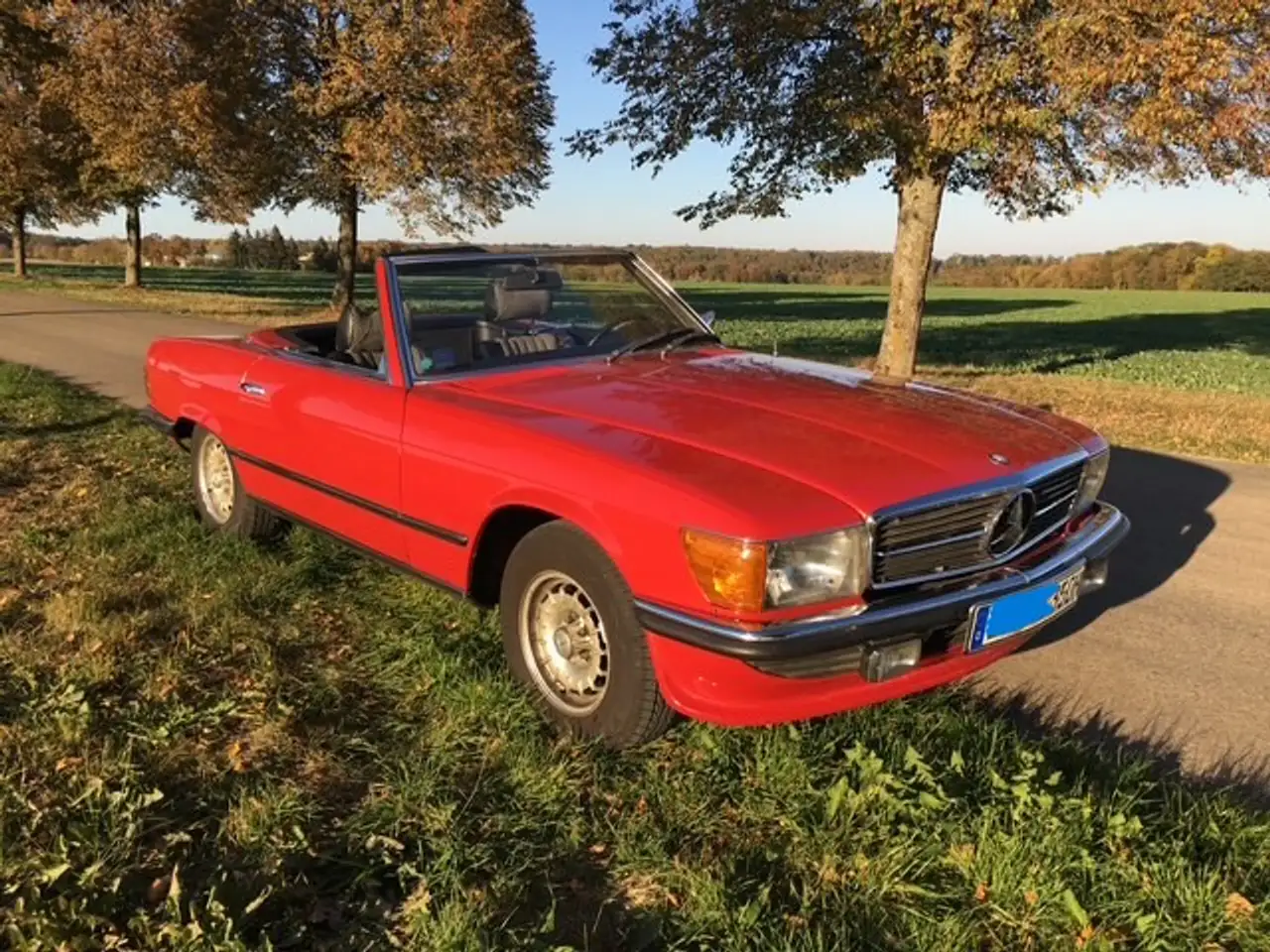 Mercedes-Benz 350 SL, unfallfrei - Familienerbstück, Classic-Data 2+, Handschalter, H-Zulassung, Original-Werks-Auslieferungszustand, foto 1