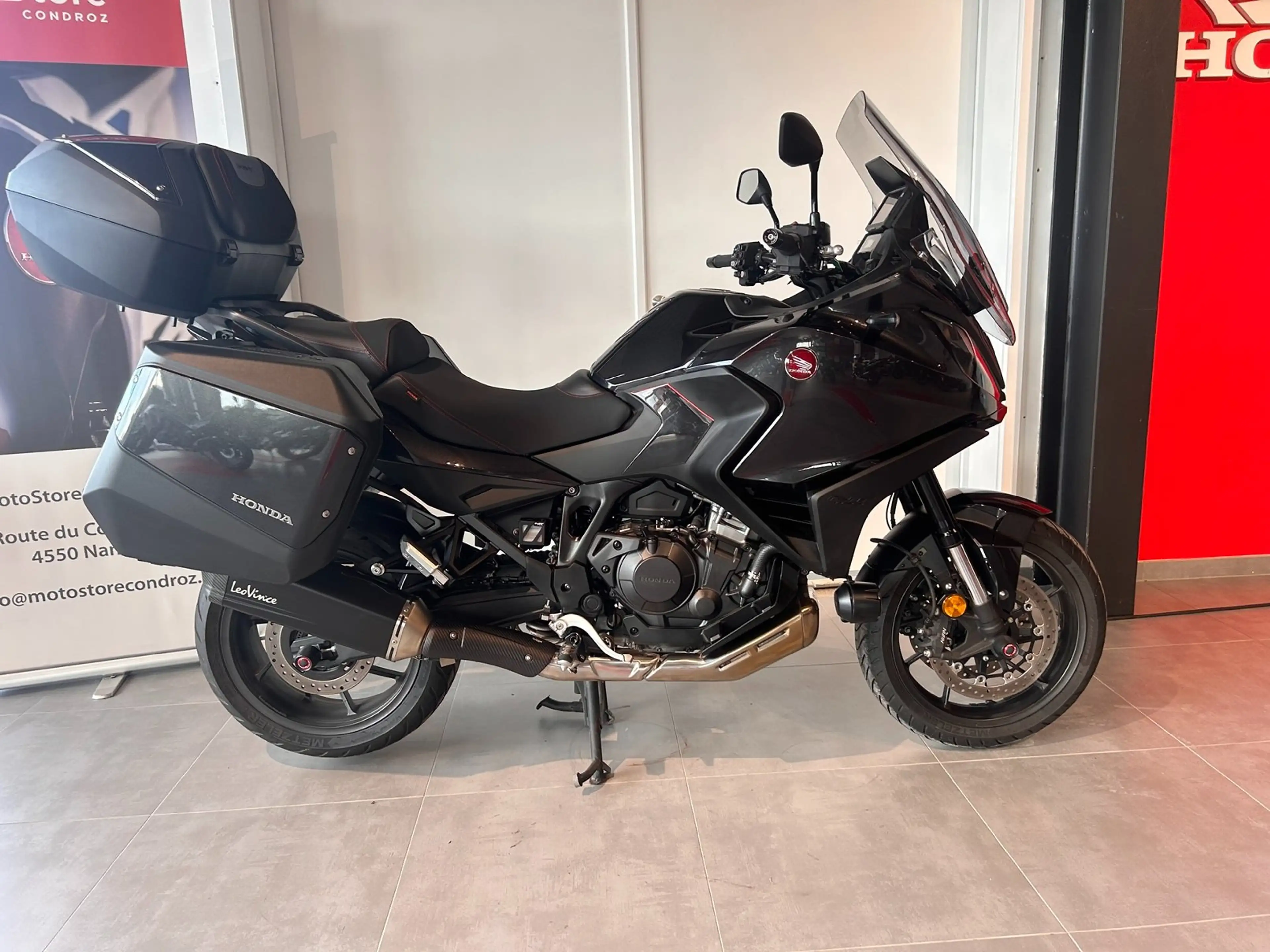 Honda NT 1100 boîte manuelle + shifter
