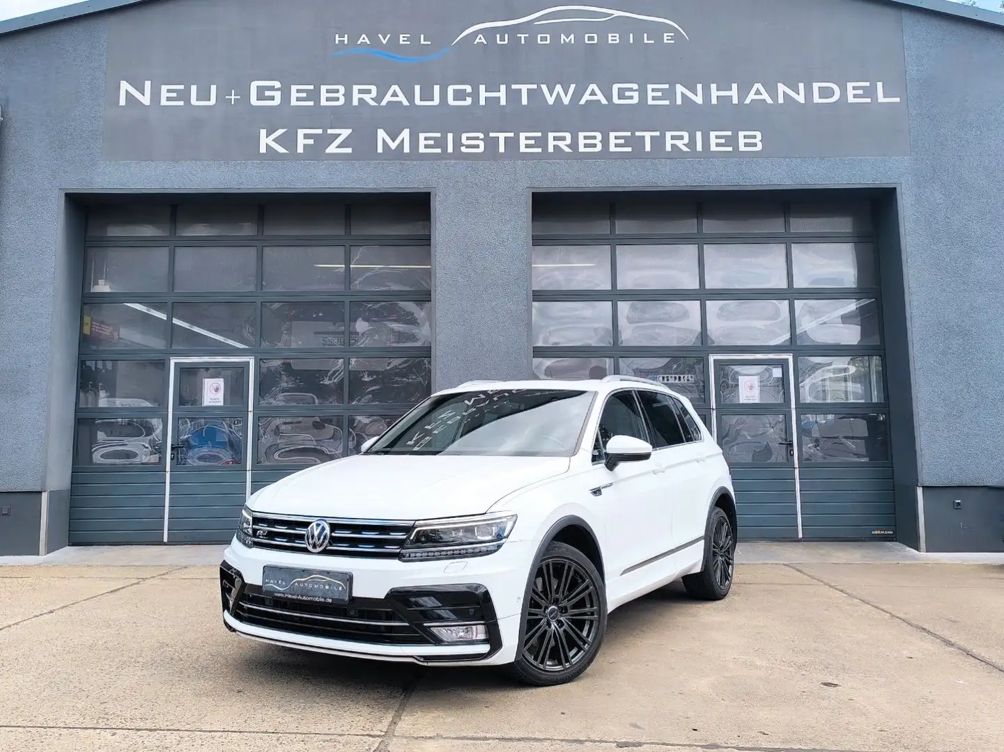 Volkswagen Tiguan Highline BMT 4Motion R- Line RFK SitzHzg Blanc - 2