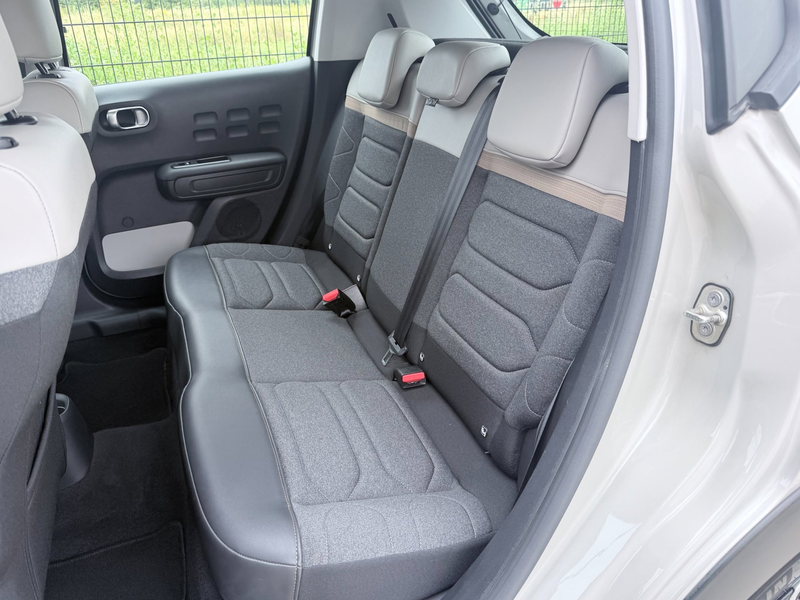 Citroen C3 1.2 PureTech C-Series | PDC | Bluetooth | Navi | — photo 26