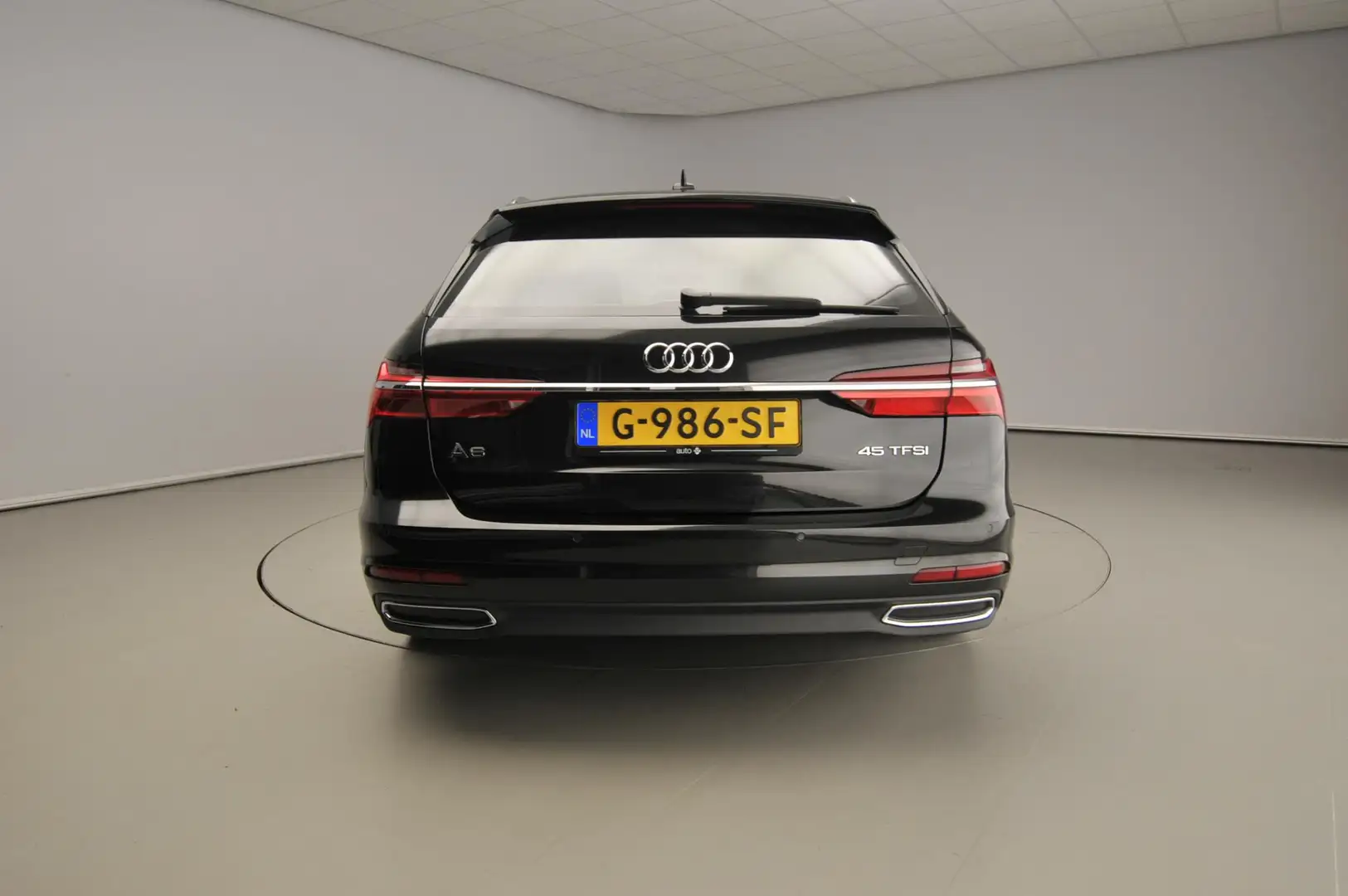 Audi A6 Avant 45 TFSI Pro Line | Trekhaak | 20" | Leder | Zwart - 2