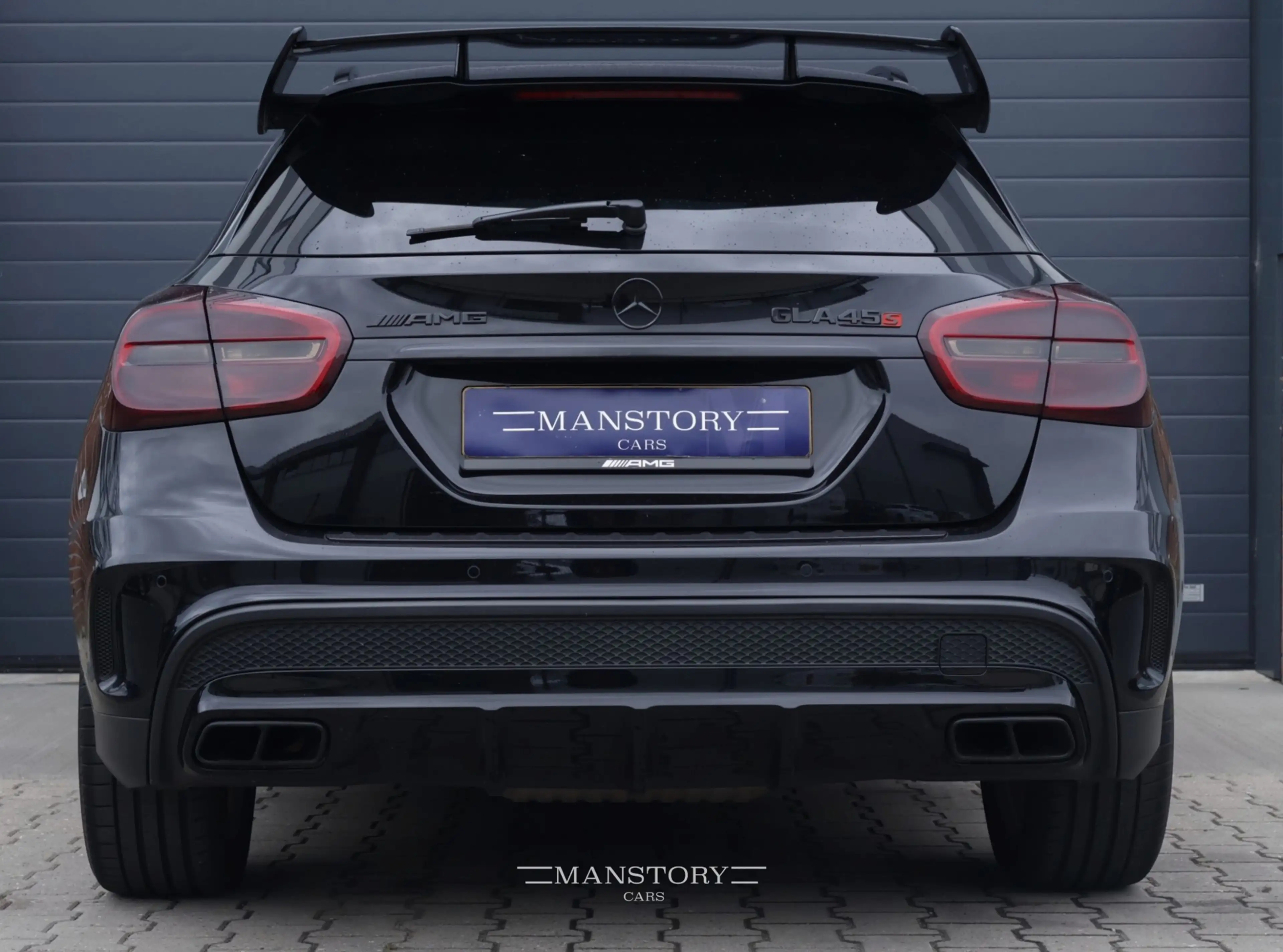 Mercedes-Benz GLA 45 AMG 4MATIC — photo 14