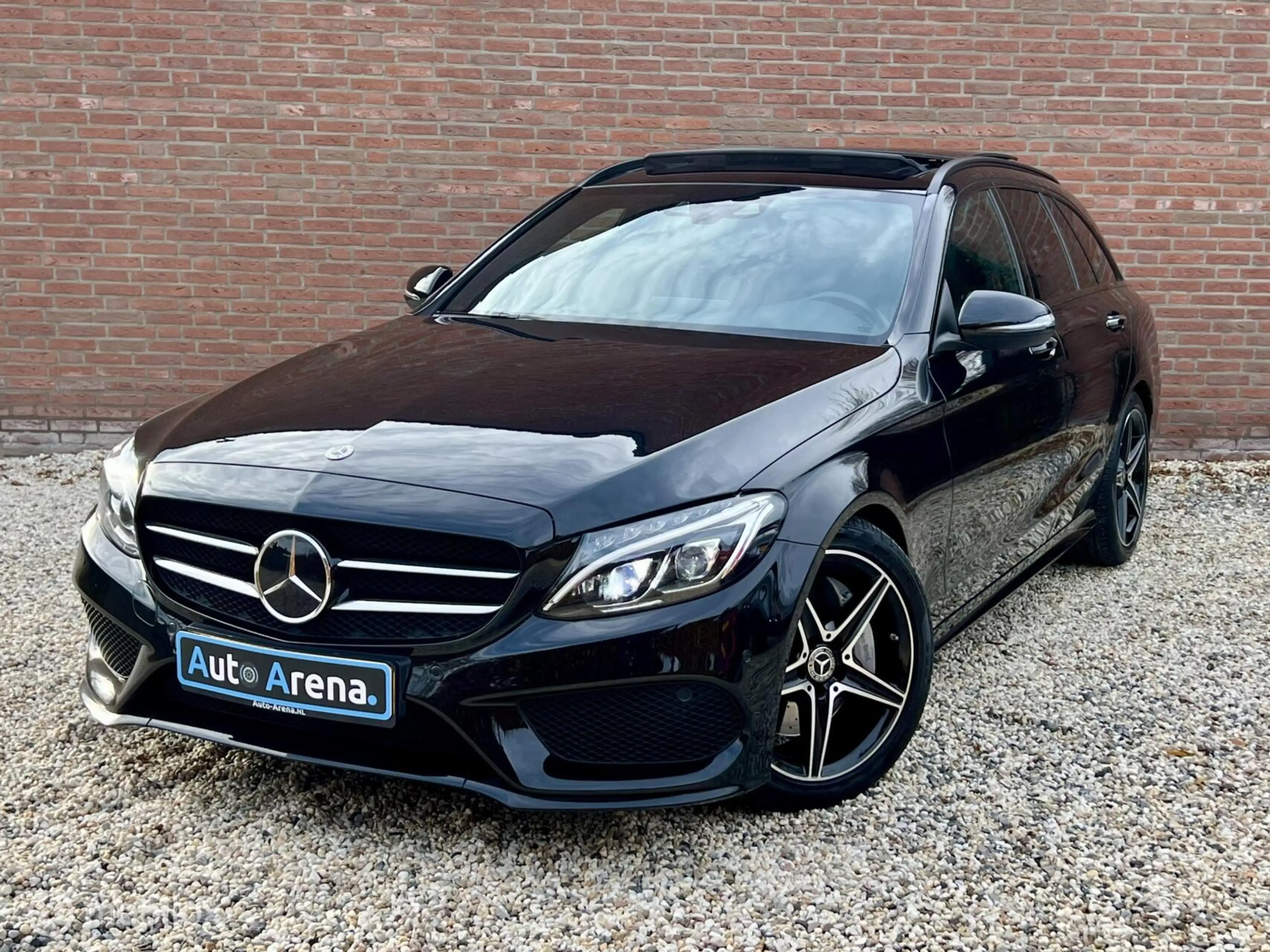 Mercedes-Benz C 250 Estate | PANO | AMG Pak. | Night Pak.| Business Pa — photo 3