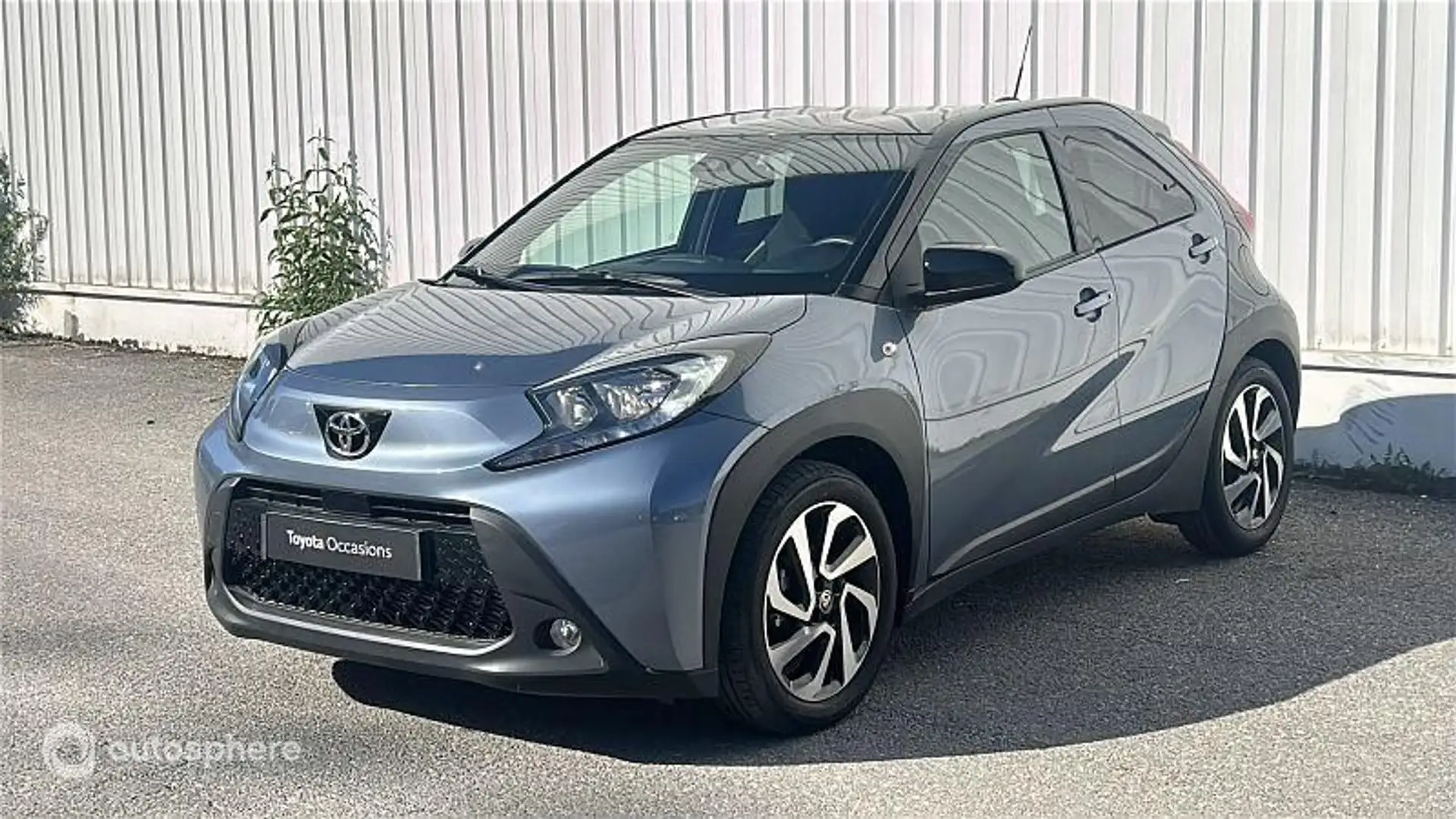 Toyota Aygo X 1.0 VVT-i 72ch Design MY23 - 1