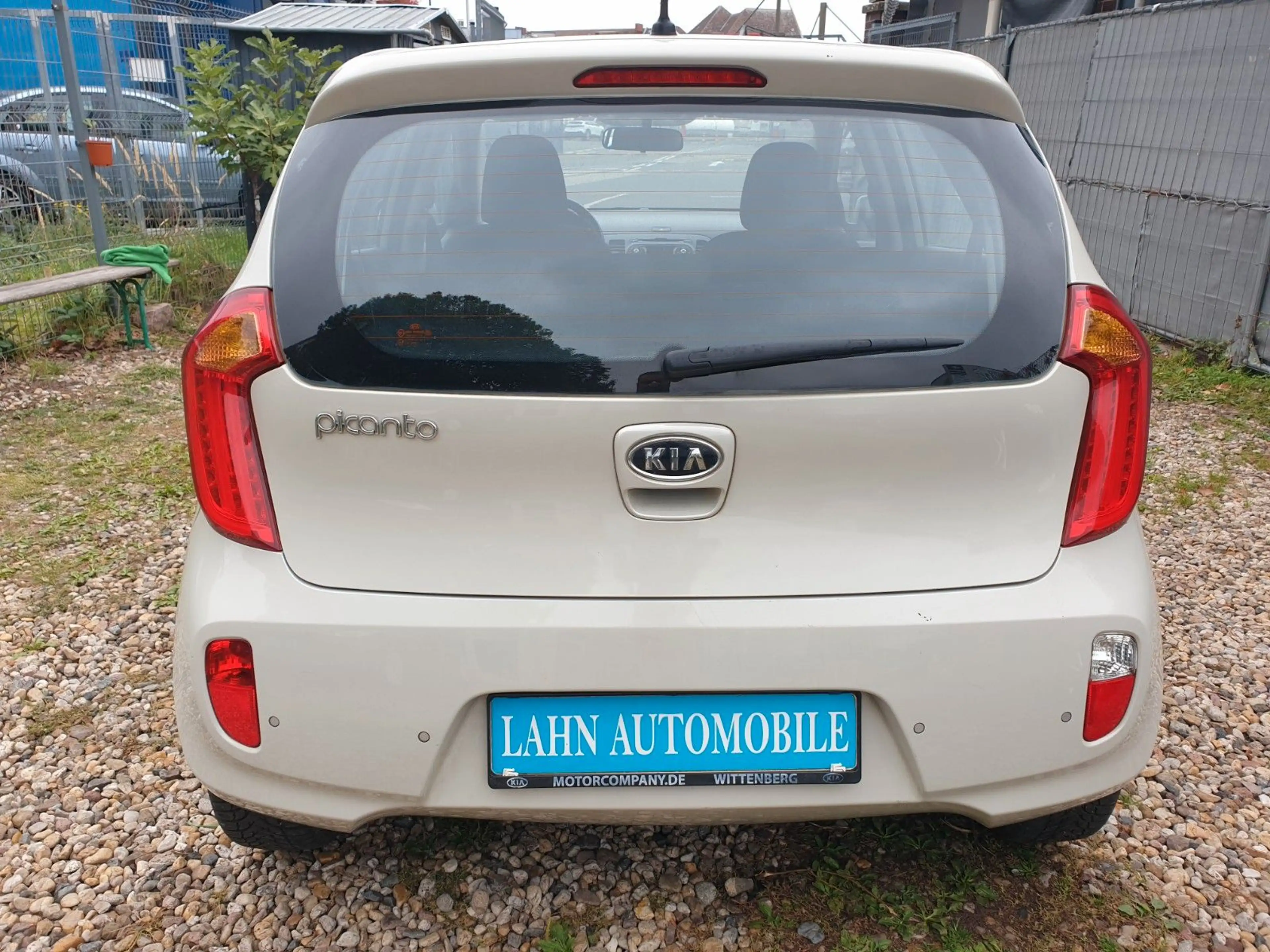 Kia Picanto Spirit Automatik TÜV-Neu 2-Hand — photo 8