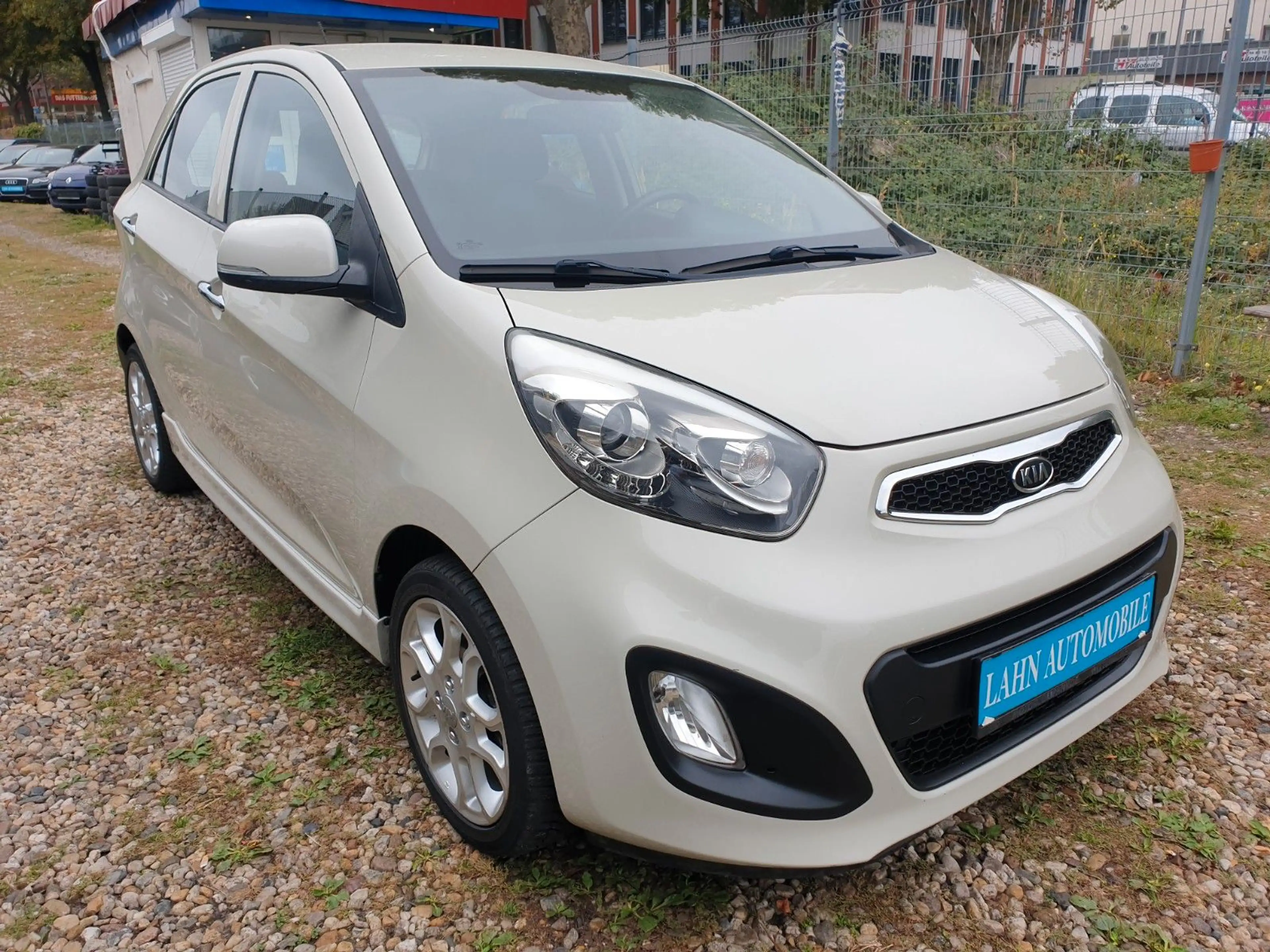Kia Picanto Spirit Automatik TÜV-Neu 2-Hand