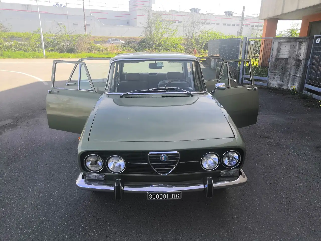 Alfa Romeo 2000, foto 3