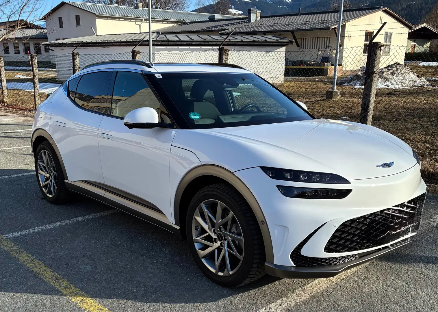 Genesis GV60 Weiß - 2