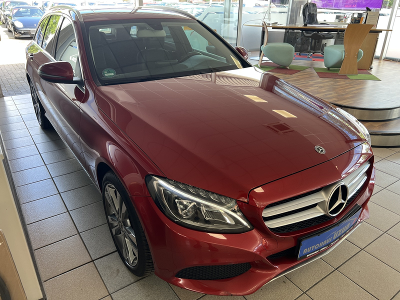 Mercedes-Benz C 180 T d Klima Leder Navi LED Allwetterreifen — photo 6