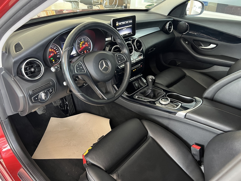 Mercedes-Benz C 180 T d Klima Leder Navi LED Allwetterreifen — photo 3