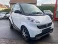 smart forTwo coupé 1.0 45kW mhd pure crna - thumbnail 1