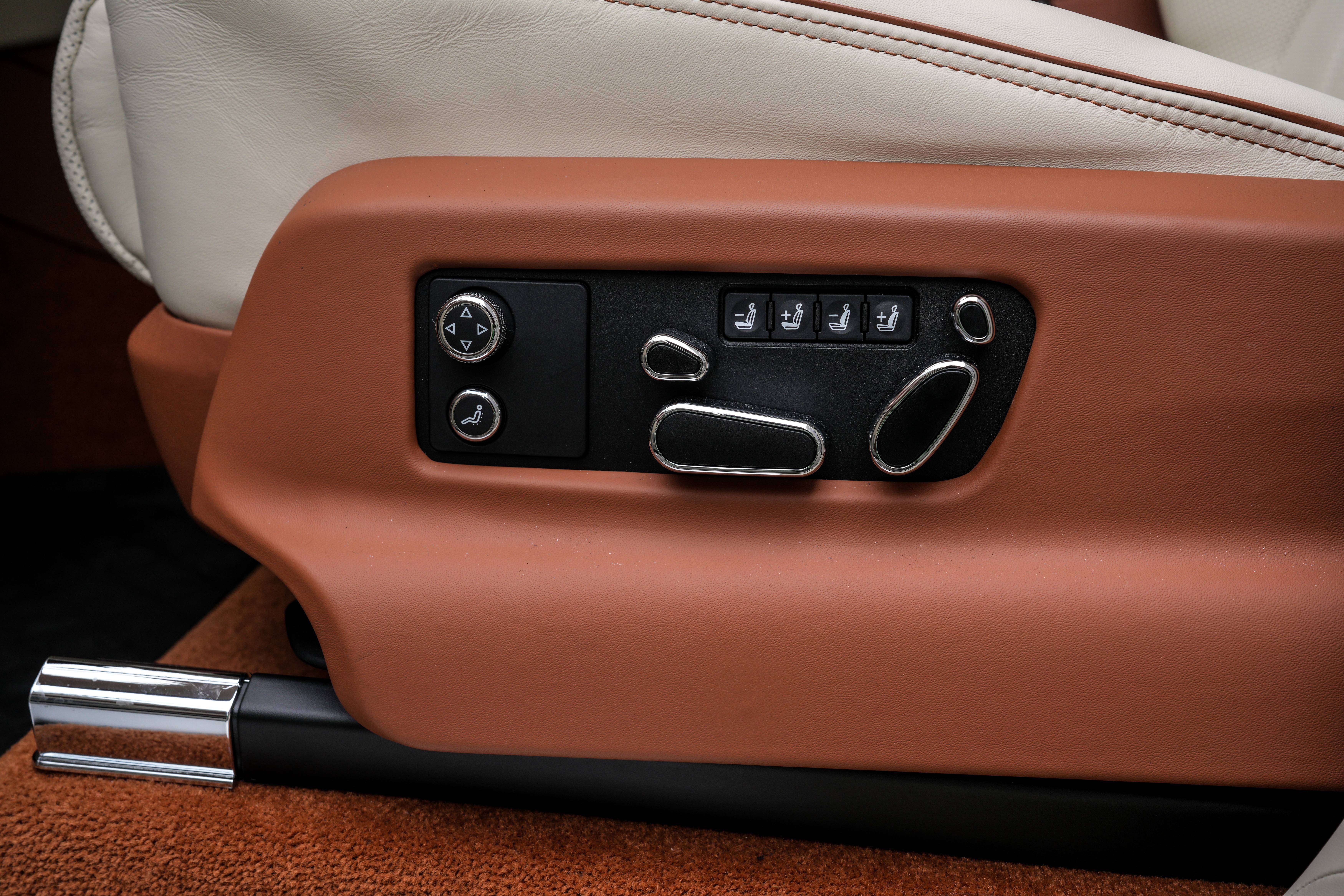 2025 Bentley Bentayga No LST. Full PPF. No Accident. Plug-in hybrid — photo 1