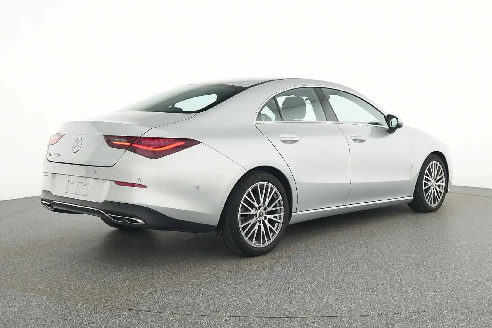 Mercedes-Benz CLA 180 d Coupé Luxury Line Argent - 2