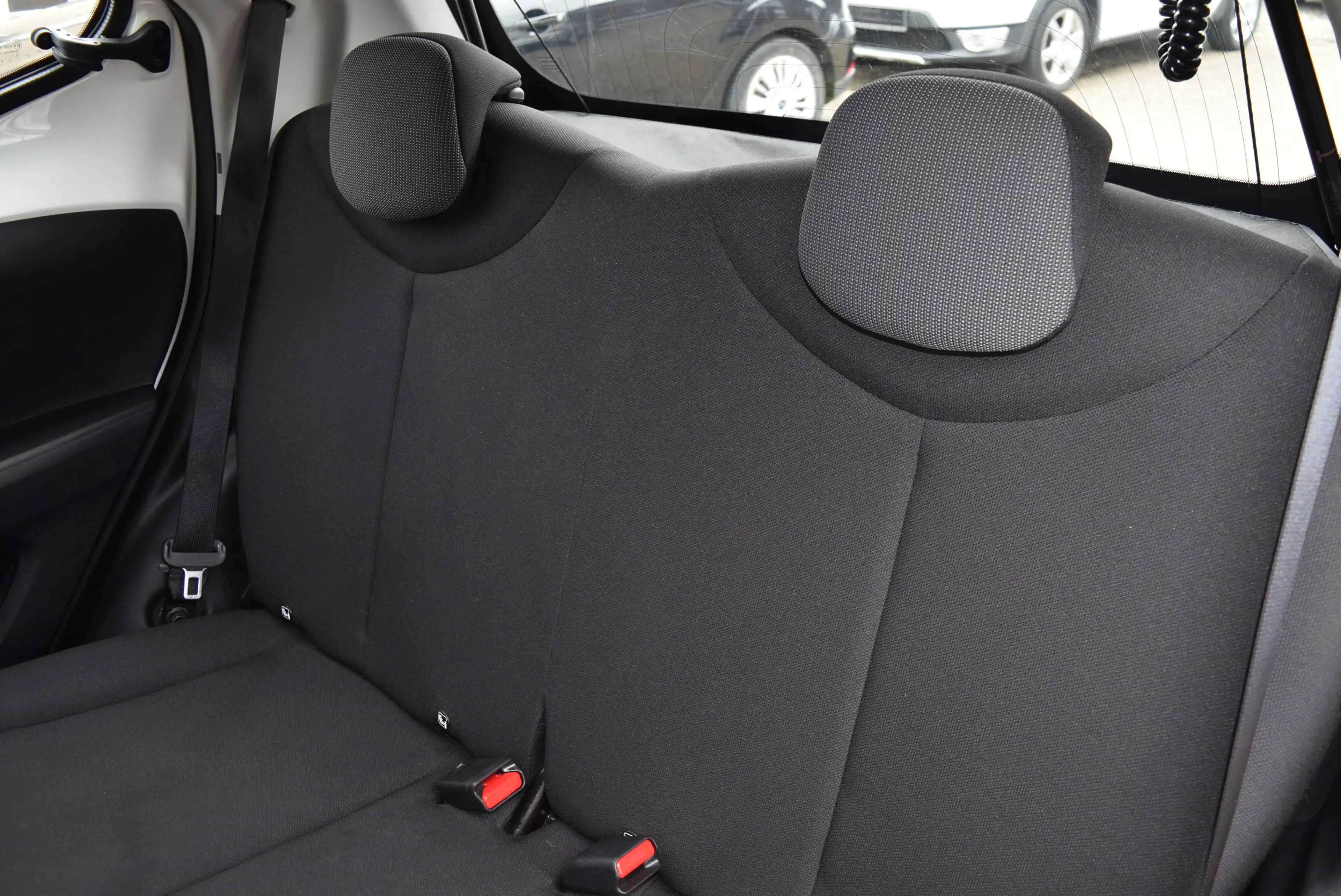 Toyota Aygo x KLimaanlage 5Türig DAB-Radio — photo 11