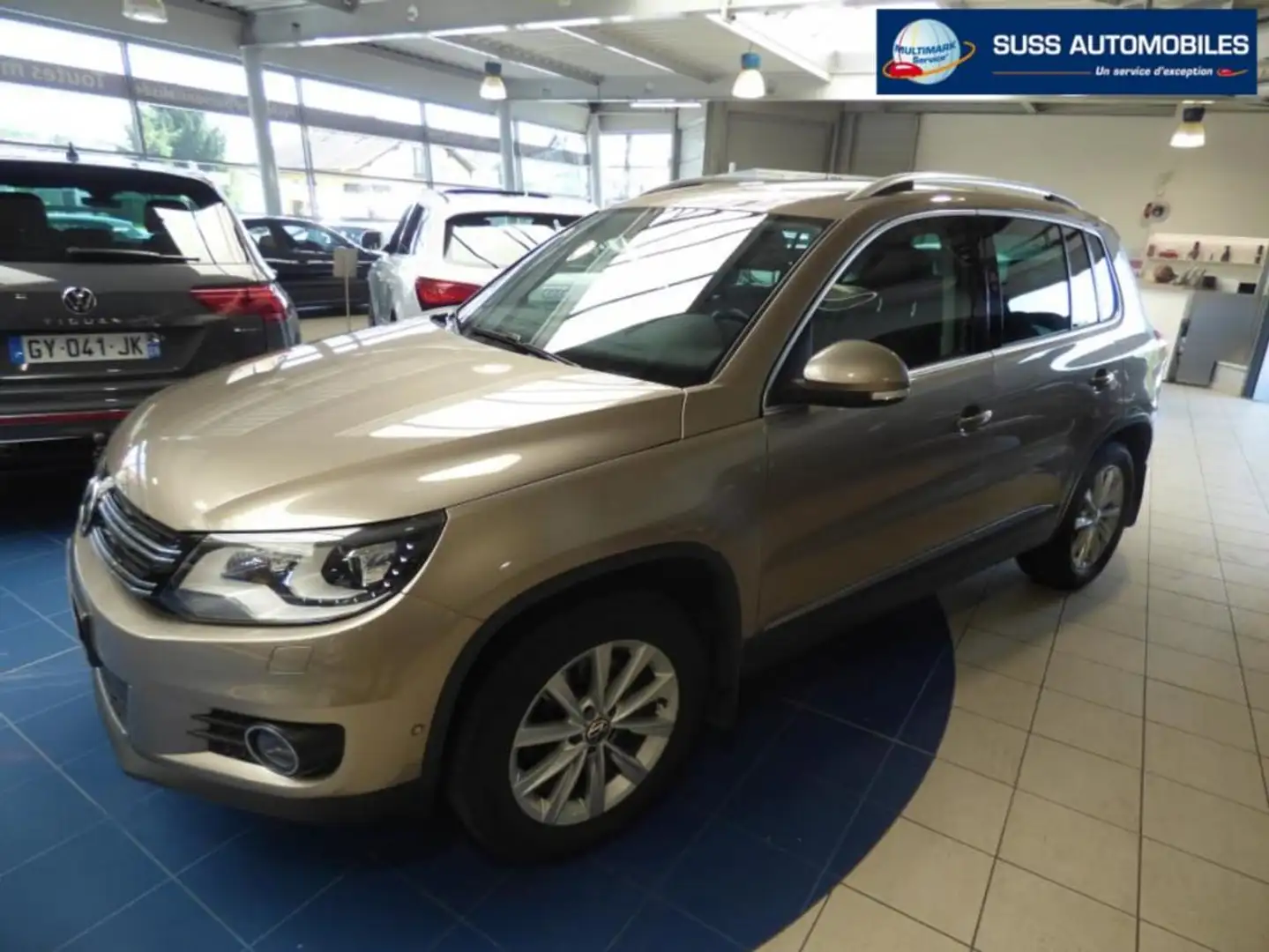 Volkswagen Tiguan 2.0 TDI 140 FAP BlueMotion Technology Carat 4Motio Beige - 2