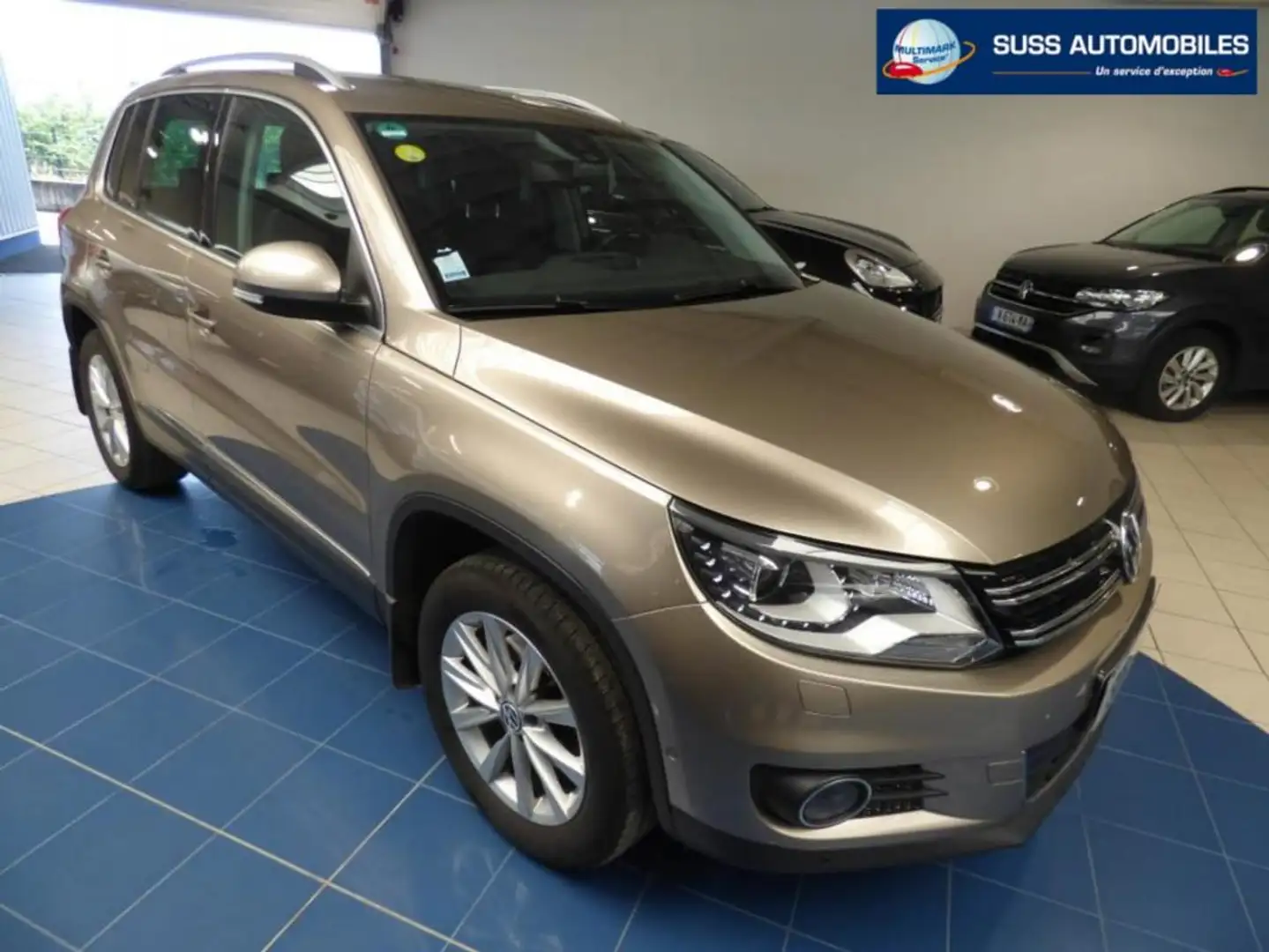 Volkswagen Tiguan 2.0 TDI 140 FAP BlueMotion Technology Carat 4Motio Beige - 1