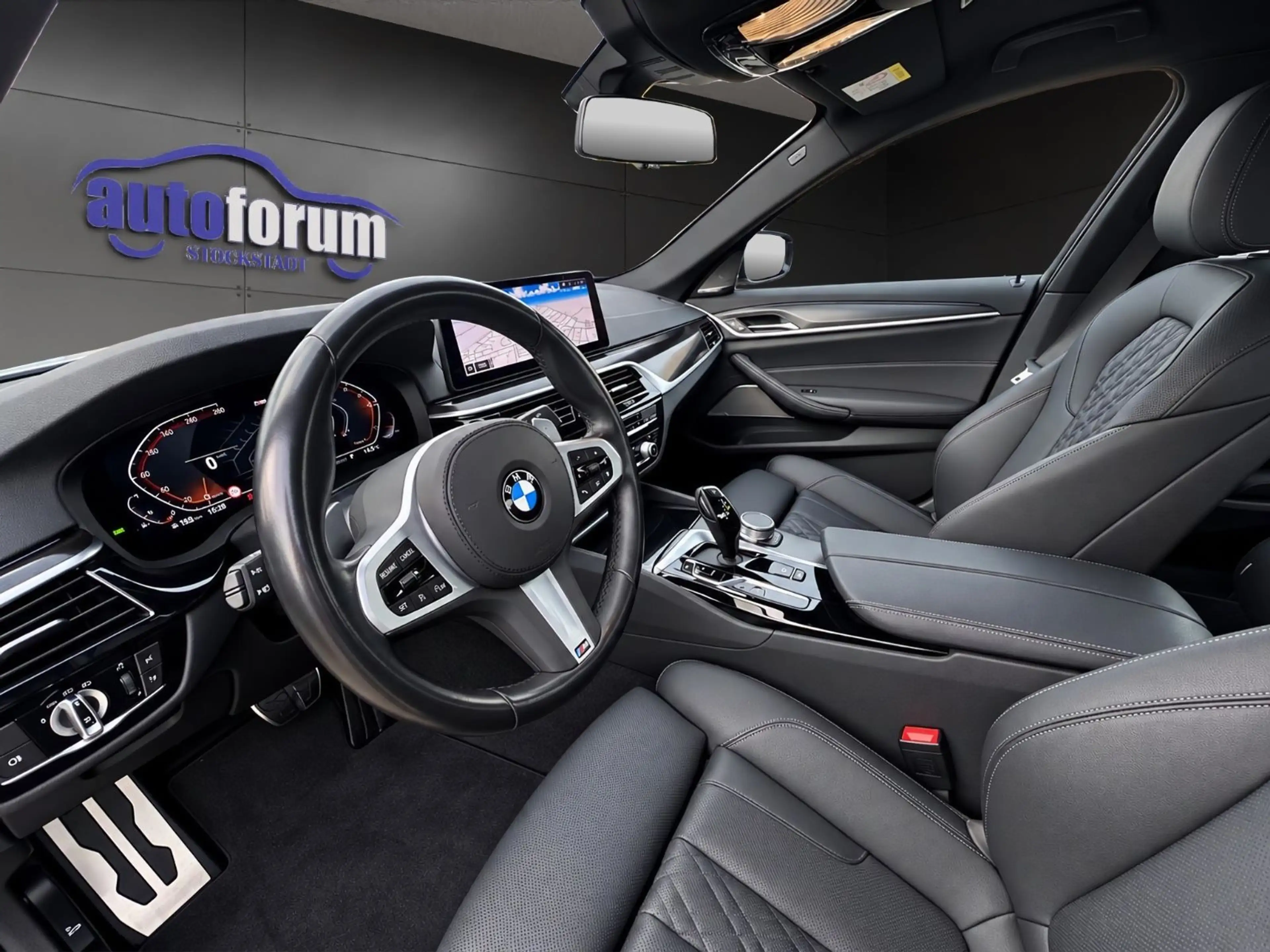 BMW 530 i M Sport HARMAN&KARDON°360 KAMERA°DAB°LED — photo 11