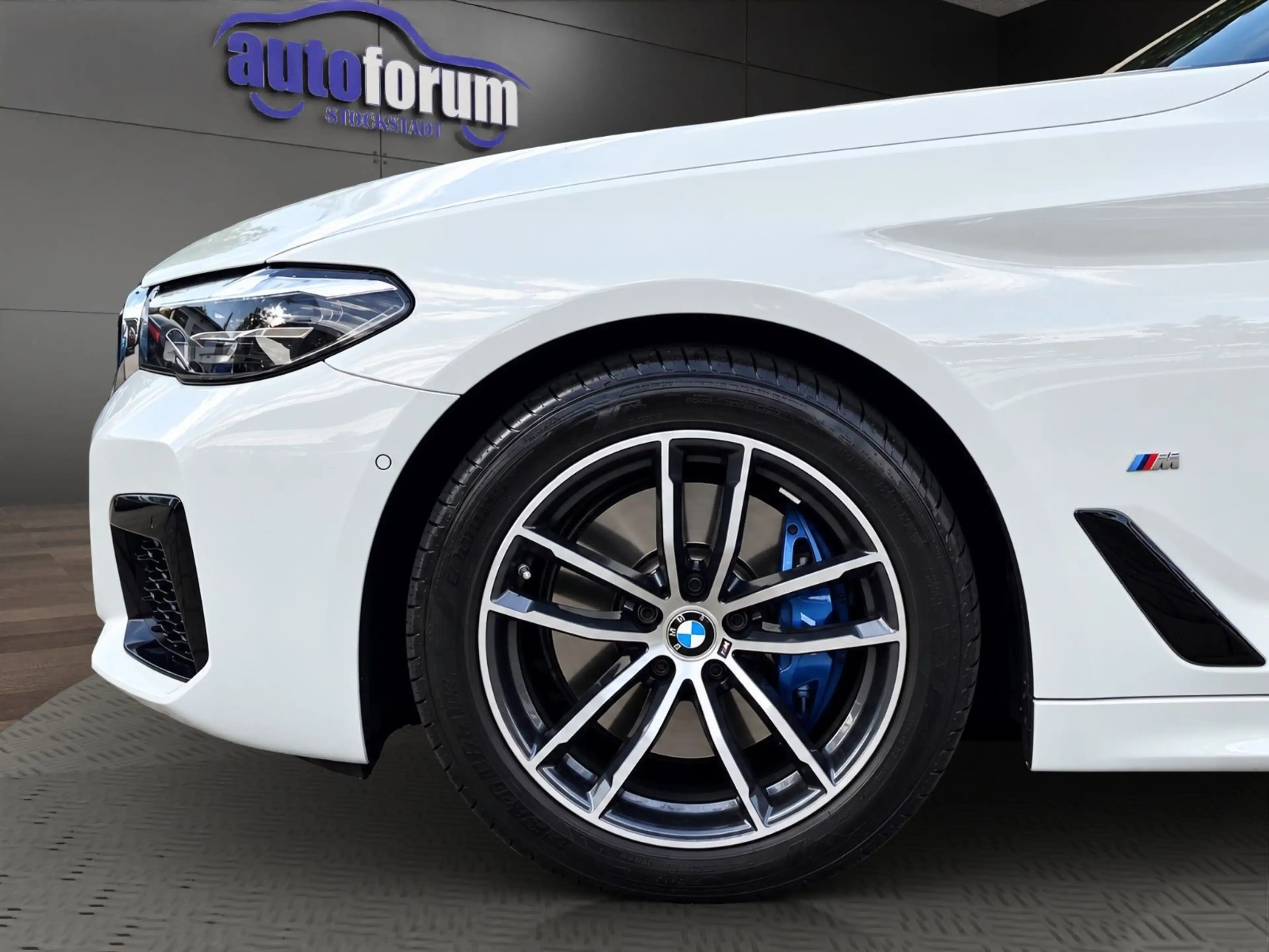 BMW 530 i M Sport HARMAN&KARDON°360 KAMERA°DAB°LED — photo 10