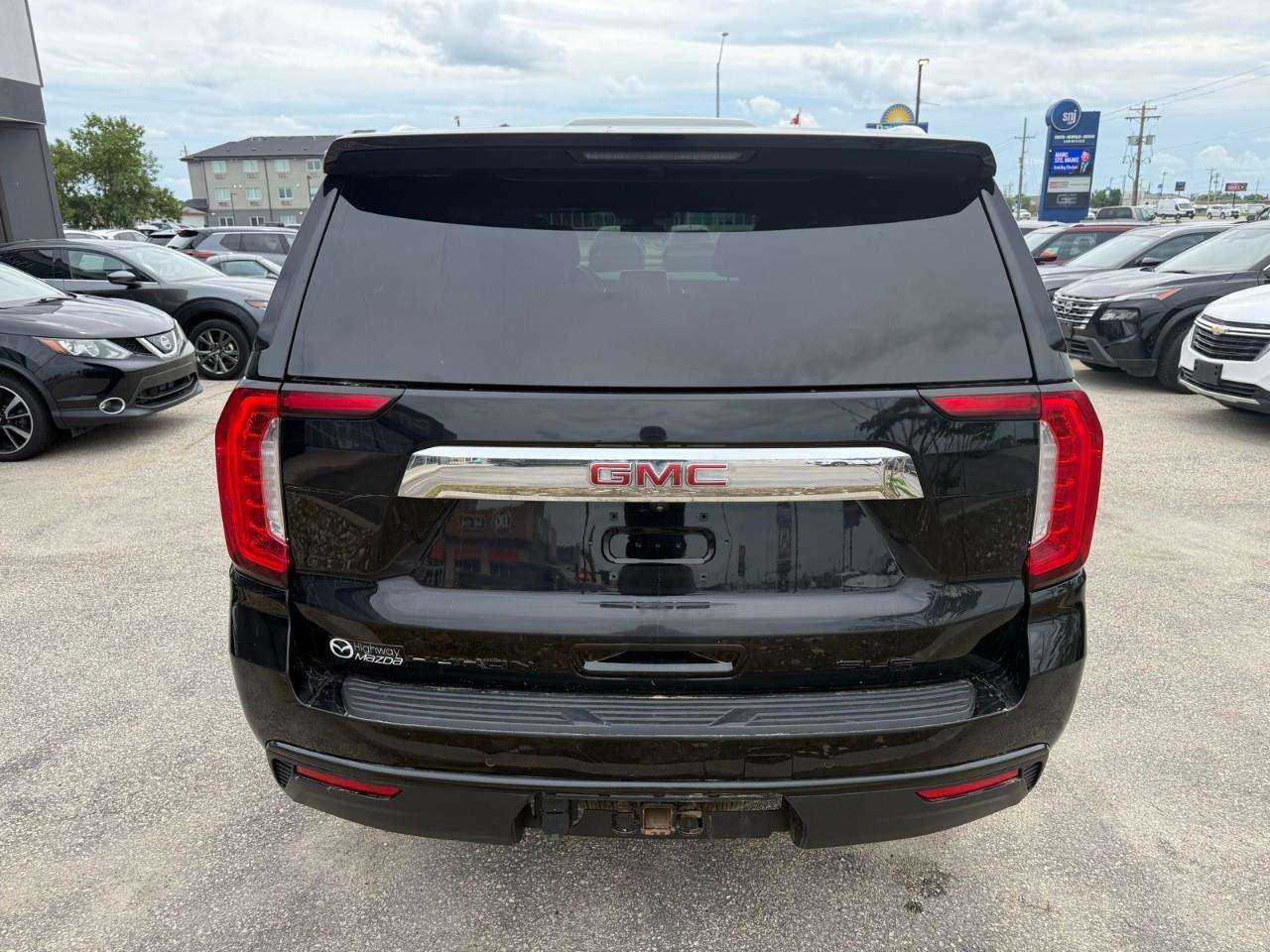 2022 GMC Yukon SLE — снимка 1