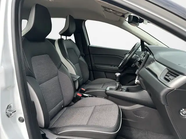 Renault Captur view 12