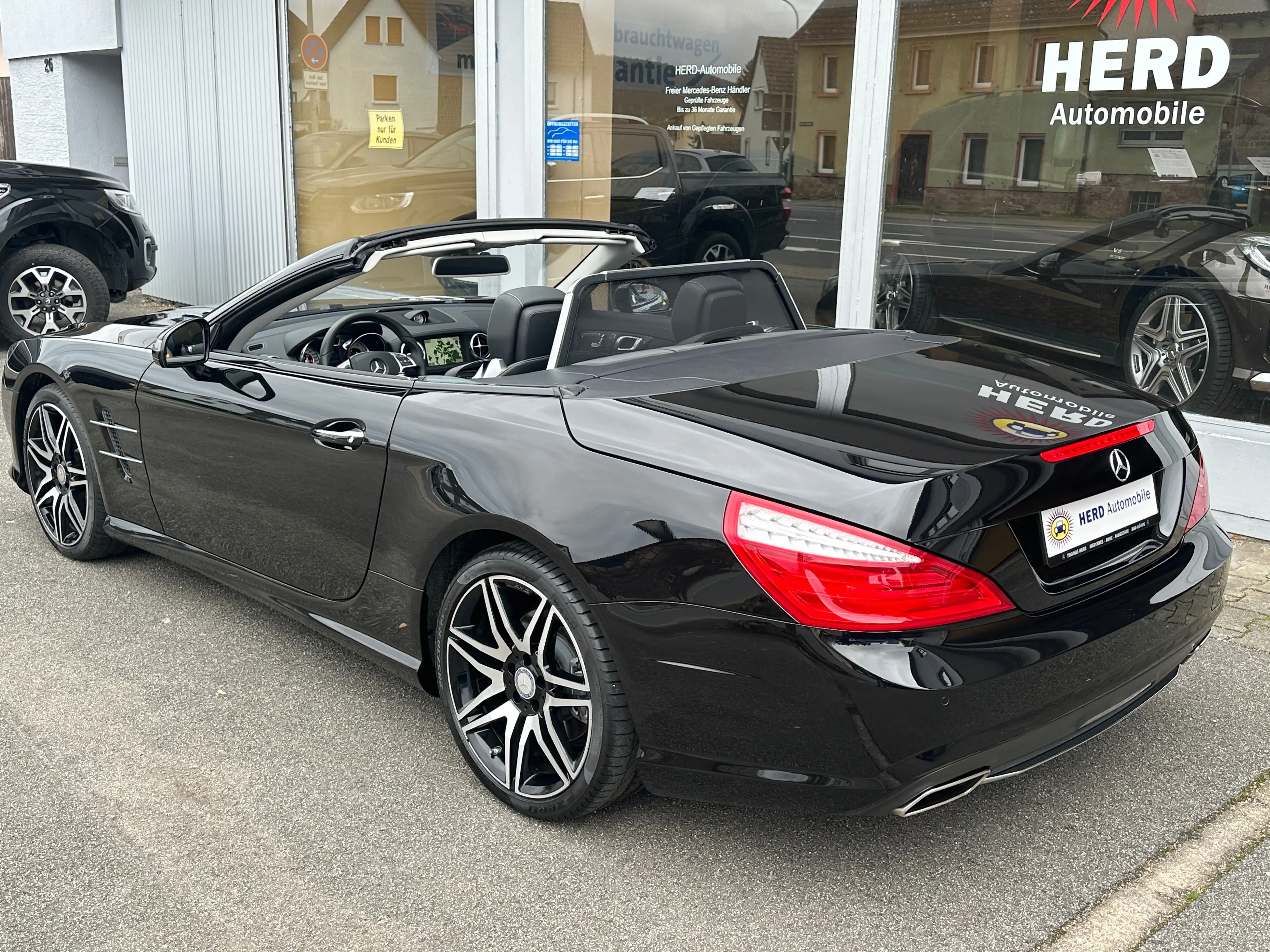 Mercedes-Benz SL 500 SL 500 7G-TRONIC-AMG-Line-24300 Km-Top Zustand !! — photo 2