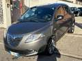 Lancia Ypsilon *PLATINUM*0.9*AUTOMATICA*BENZ*EURO 6* Gris - thumbnail 3