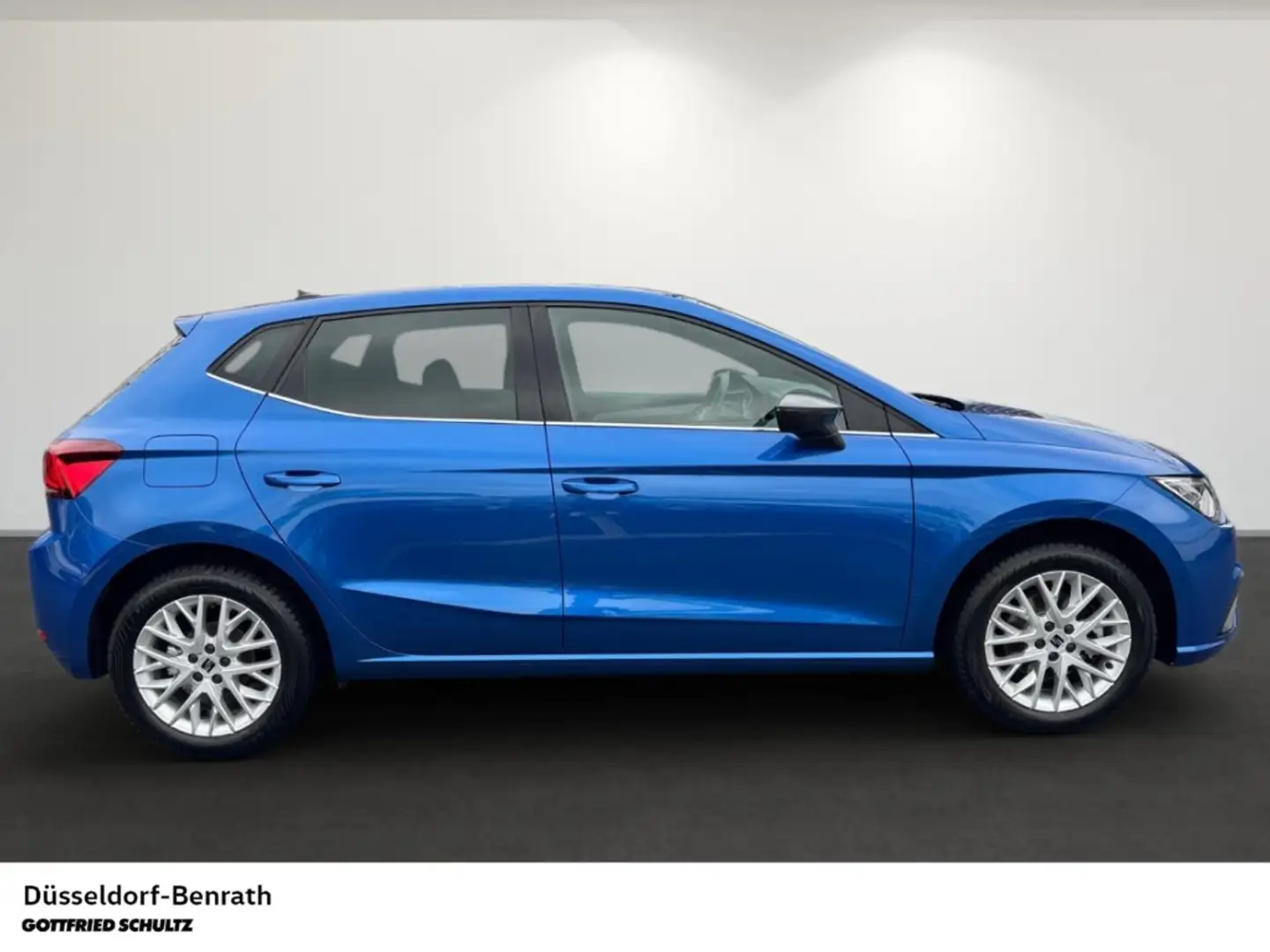 SEAT Ibiza Xcellence 1.0 TSI DSG Voll-LED Navi Einparkhilfe R Blau - 2