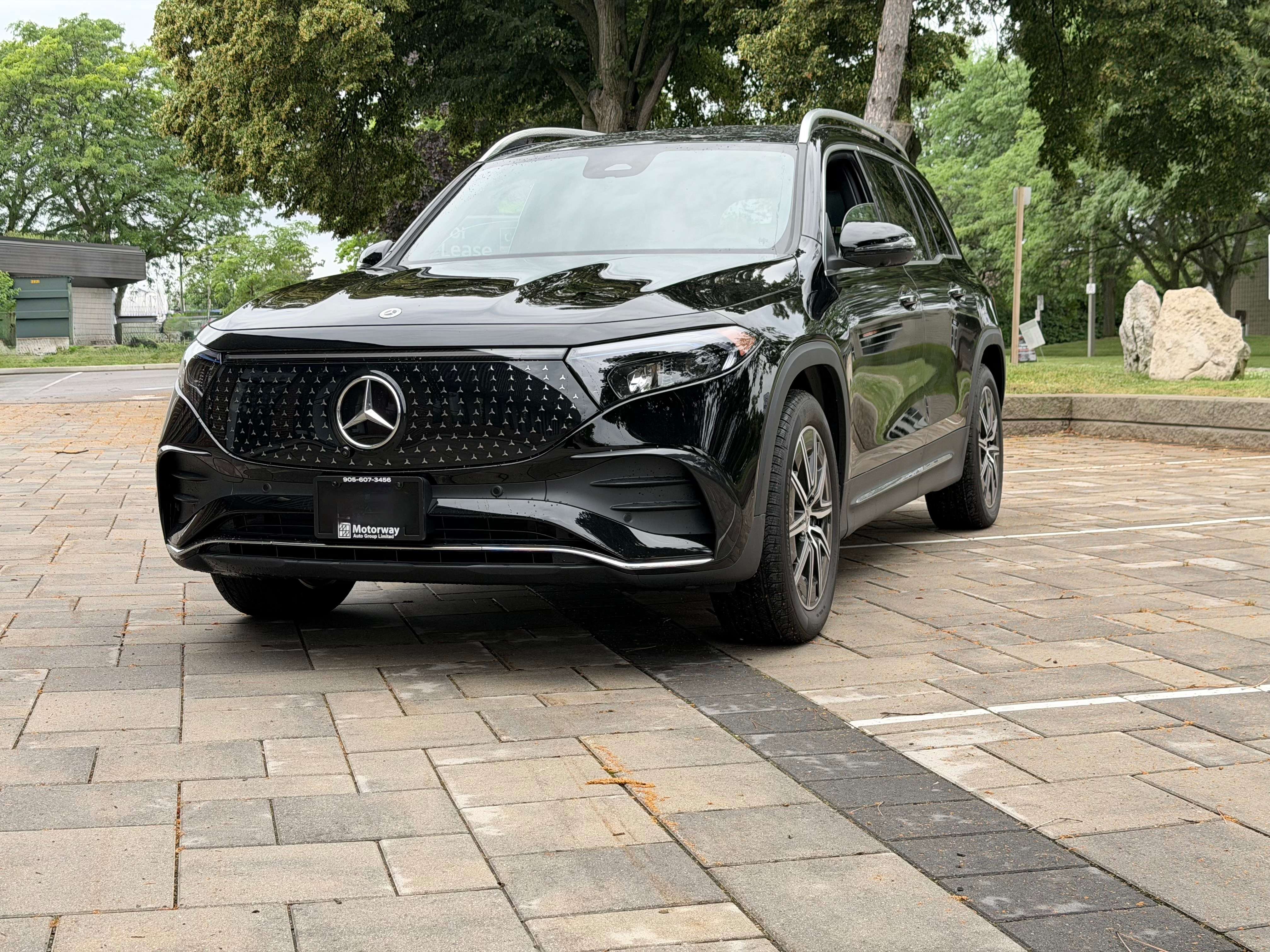 2025 Mercedes-Benz EQB Exclusive Trim/AMG Line/3rd row seating