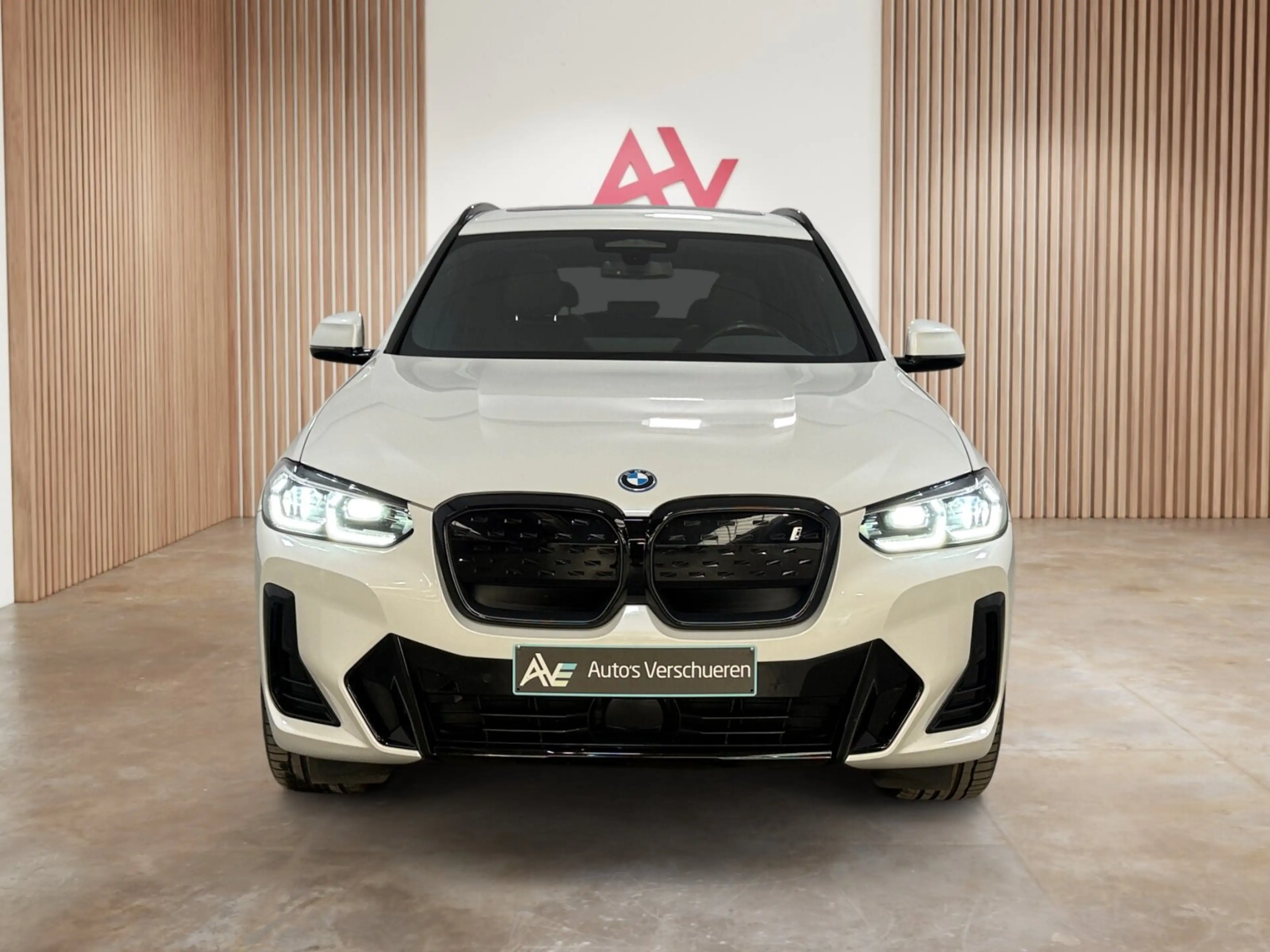 BMW iX3 Impressive ** Active Cruise | Trekhaak | Pano — photo 2