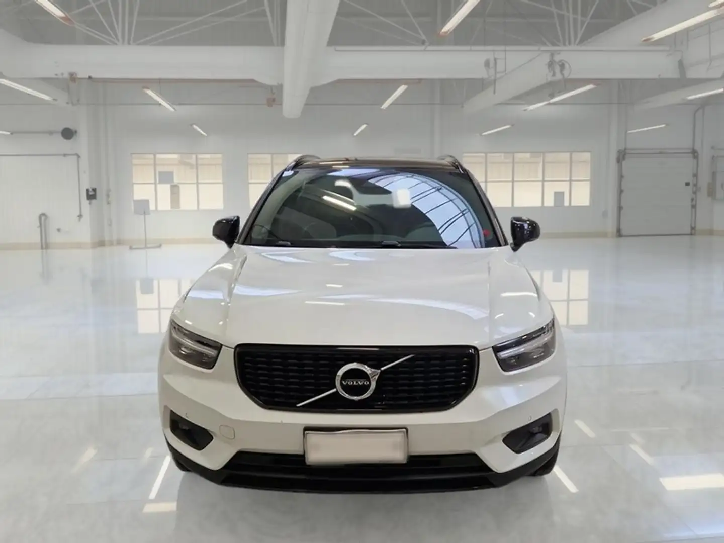 Volvo XC40 B4 AWD Geartronic R-Design - 2
