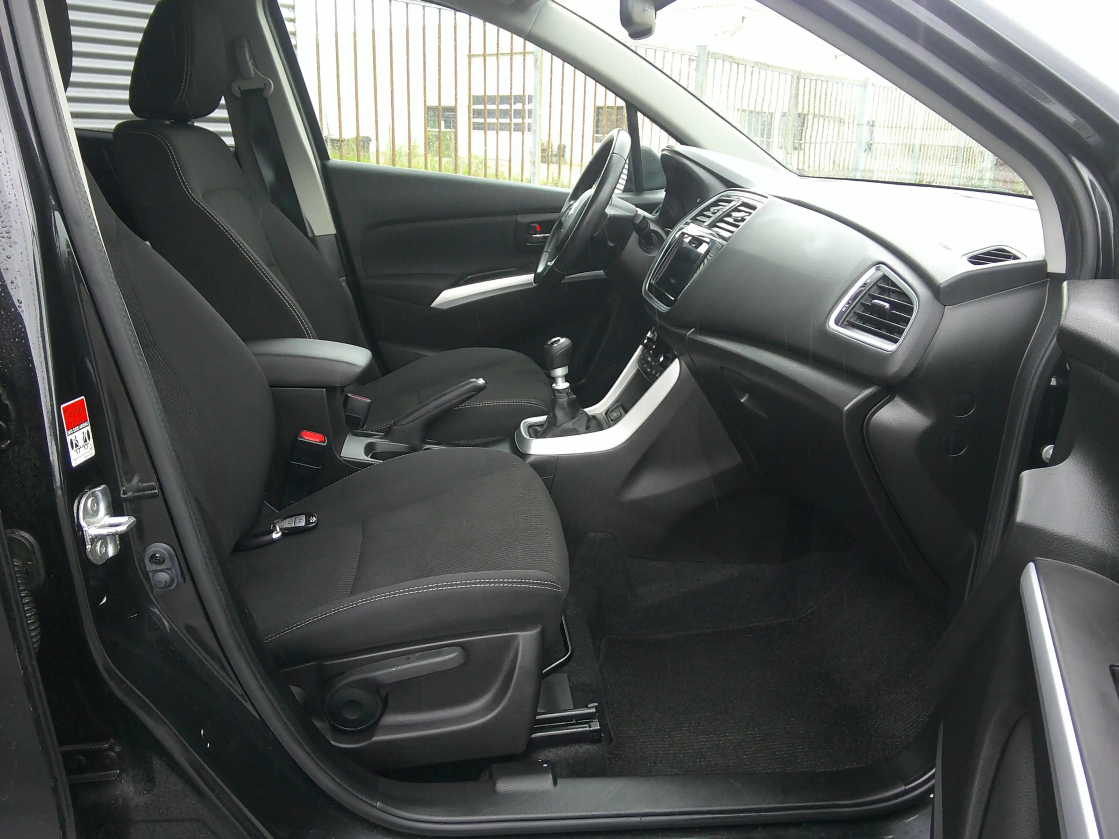 Suzuki S-Cross 1.4 Boosterjet Select Smart Hybrid Staat in Hoogev — photo 17
