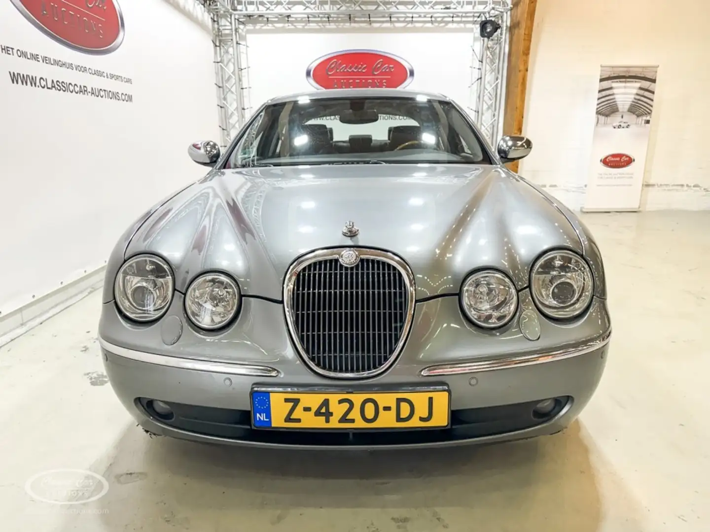 Jaguar S-Type - ONLINE AUCTION Argent - 2