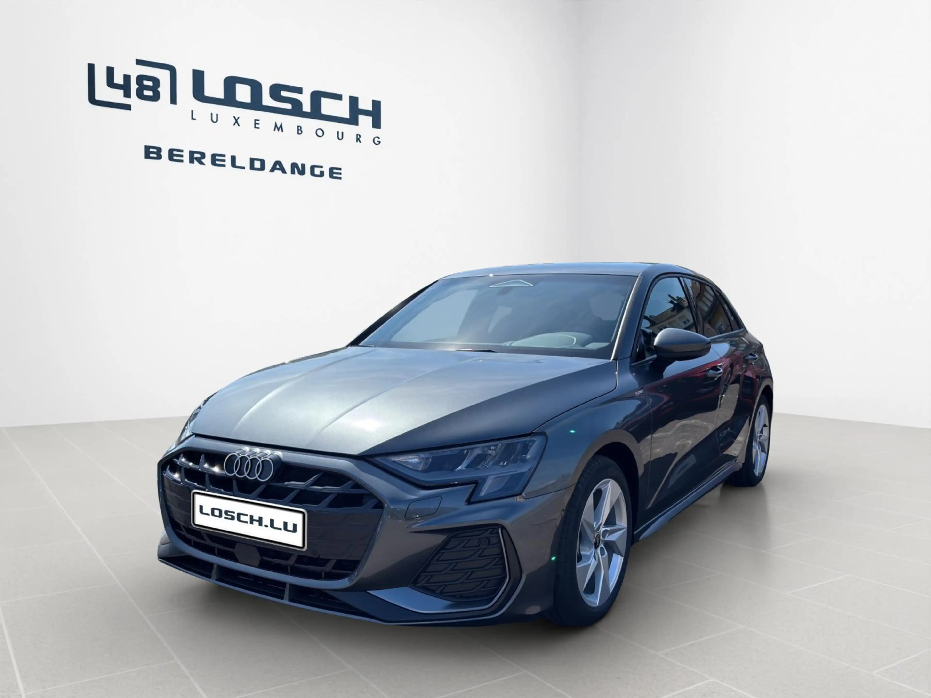 Audi A3 S line — photo 3