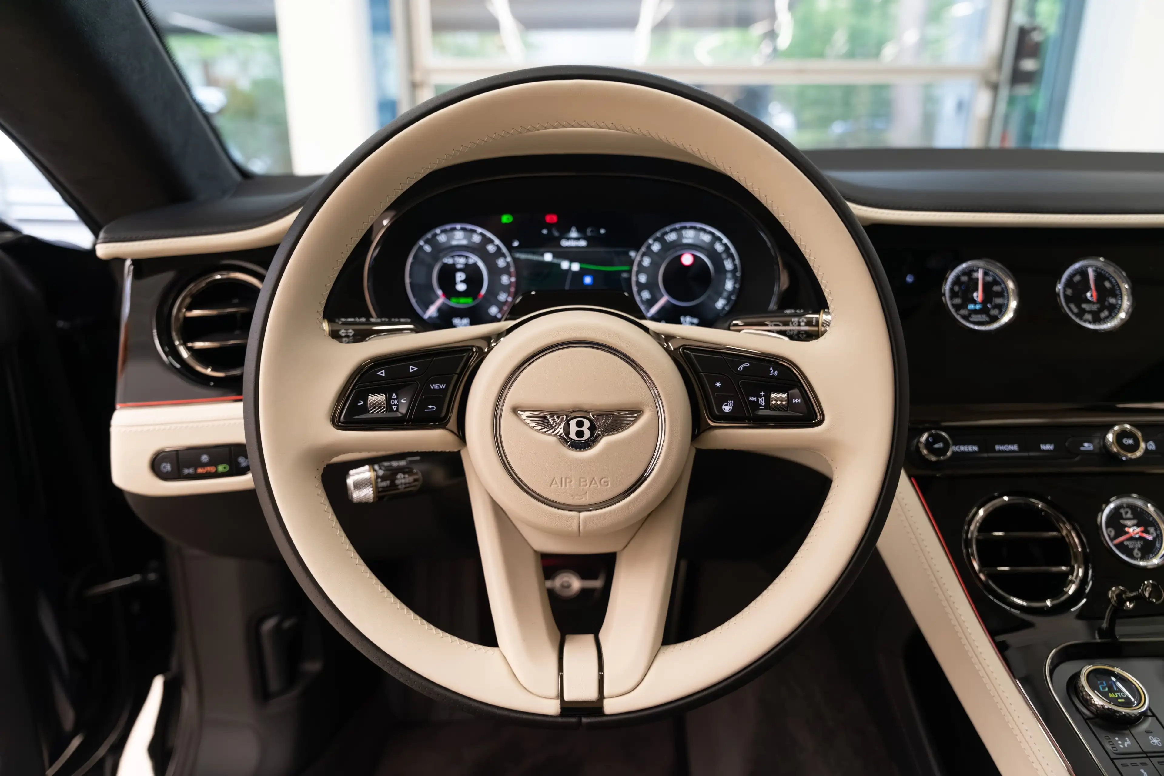 Bentley Continental GT S — photo 13