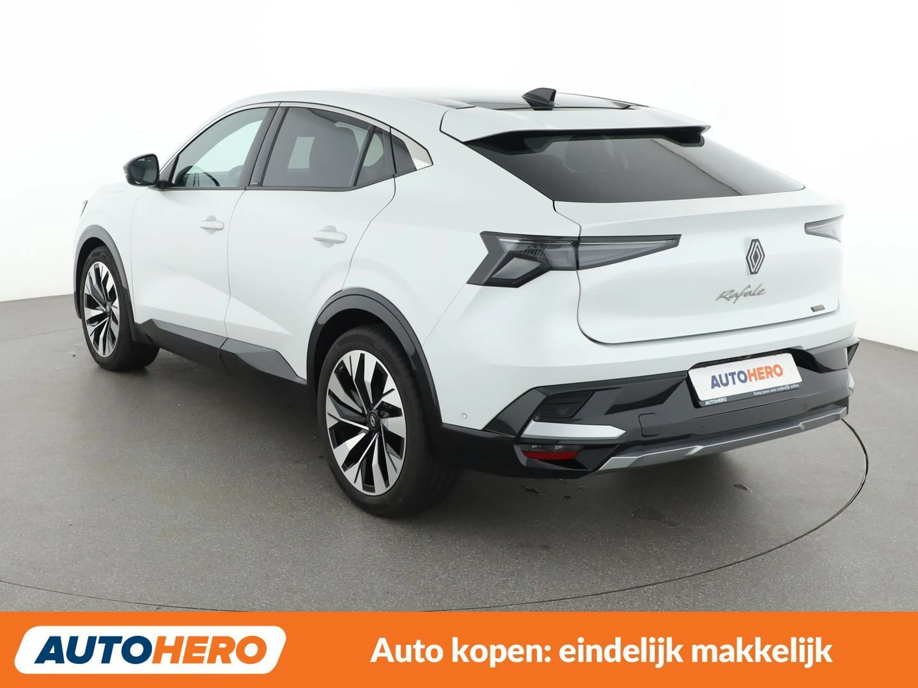 Renault Rafale 1.2 Hybrid E-Tech Techno — photo 4