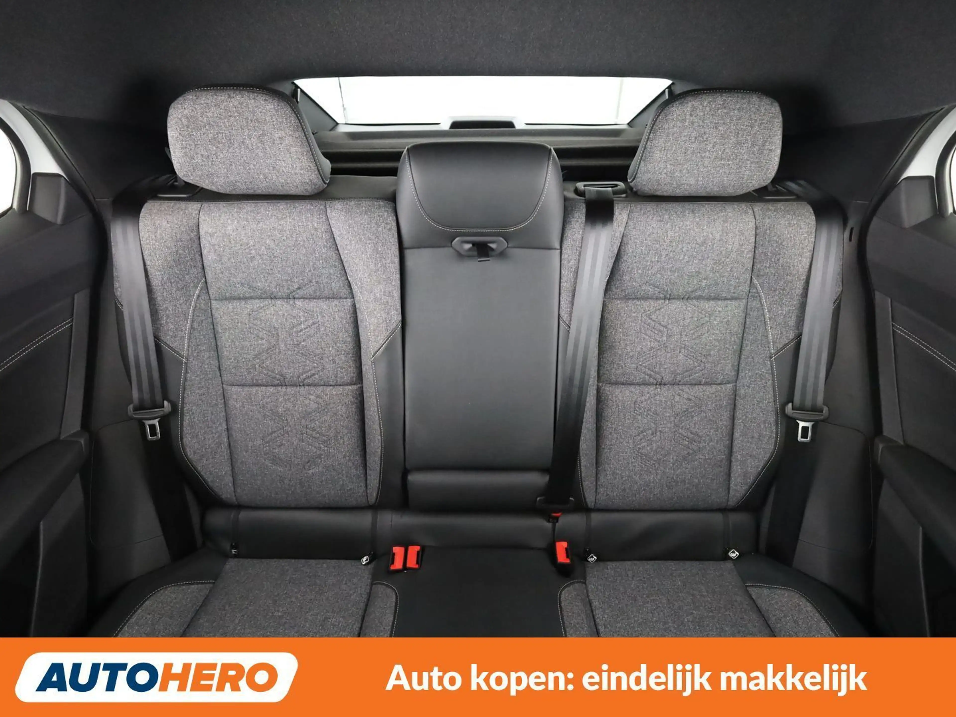 Renault Rafale 1.2 Hybrid E-Tech Techno — photo 15