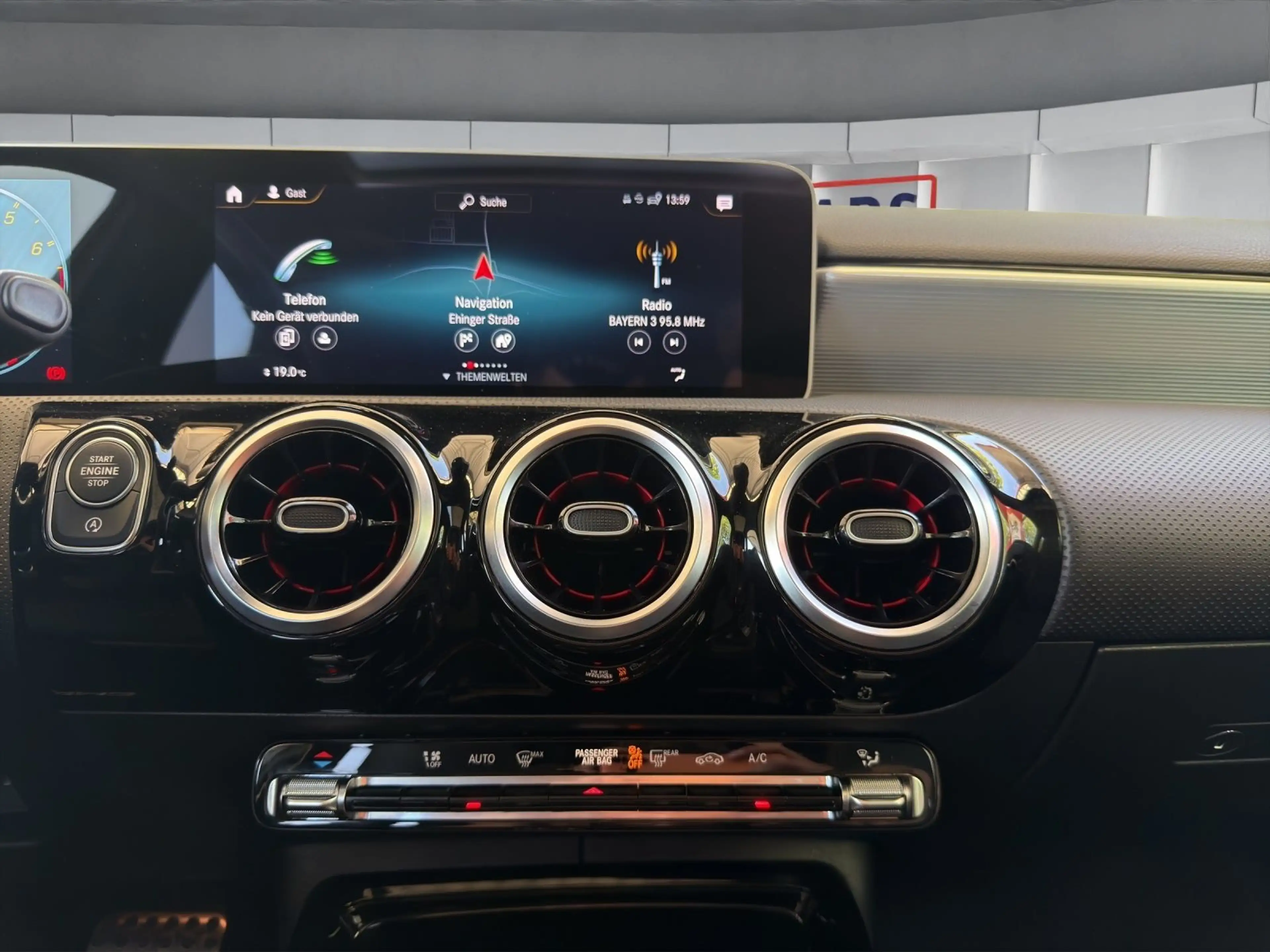 Mercedes-Benz A 35 AMG A35 AMG 4Matic*Garantie*Finanzierung*19%* — photo 14
