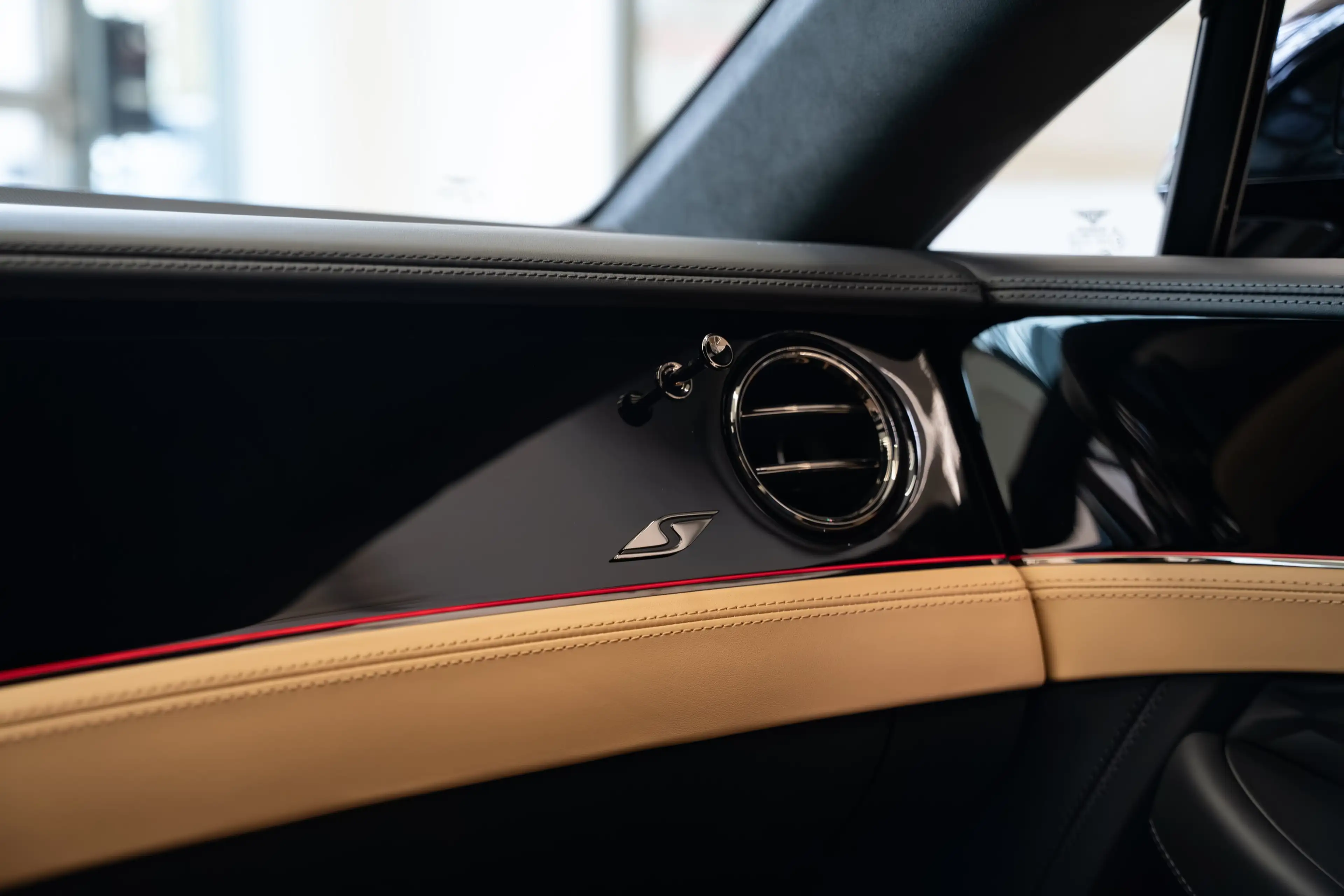 Bentley Continental GT S V8 *Akrapovic* — photo 12