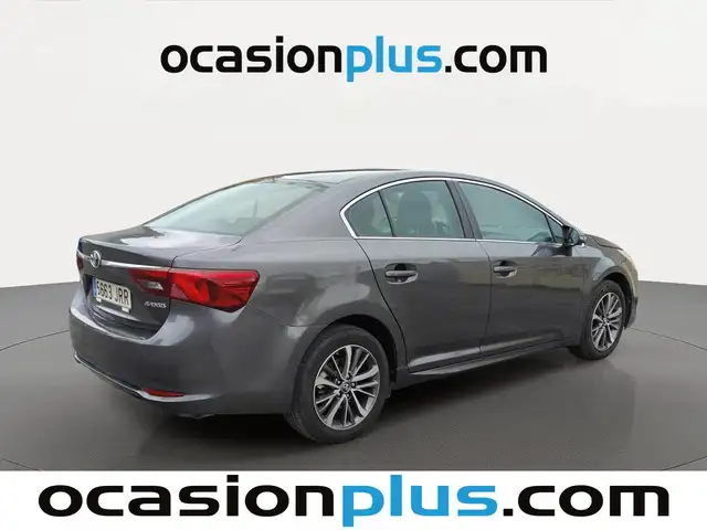 Toyota Avensis view 4
