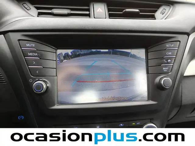 Toyota Avensis view 6