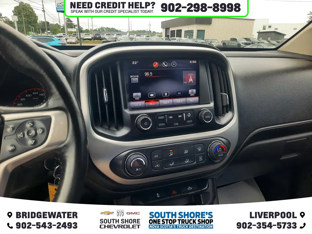 GMC Canyon photo GMC Canyon