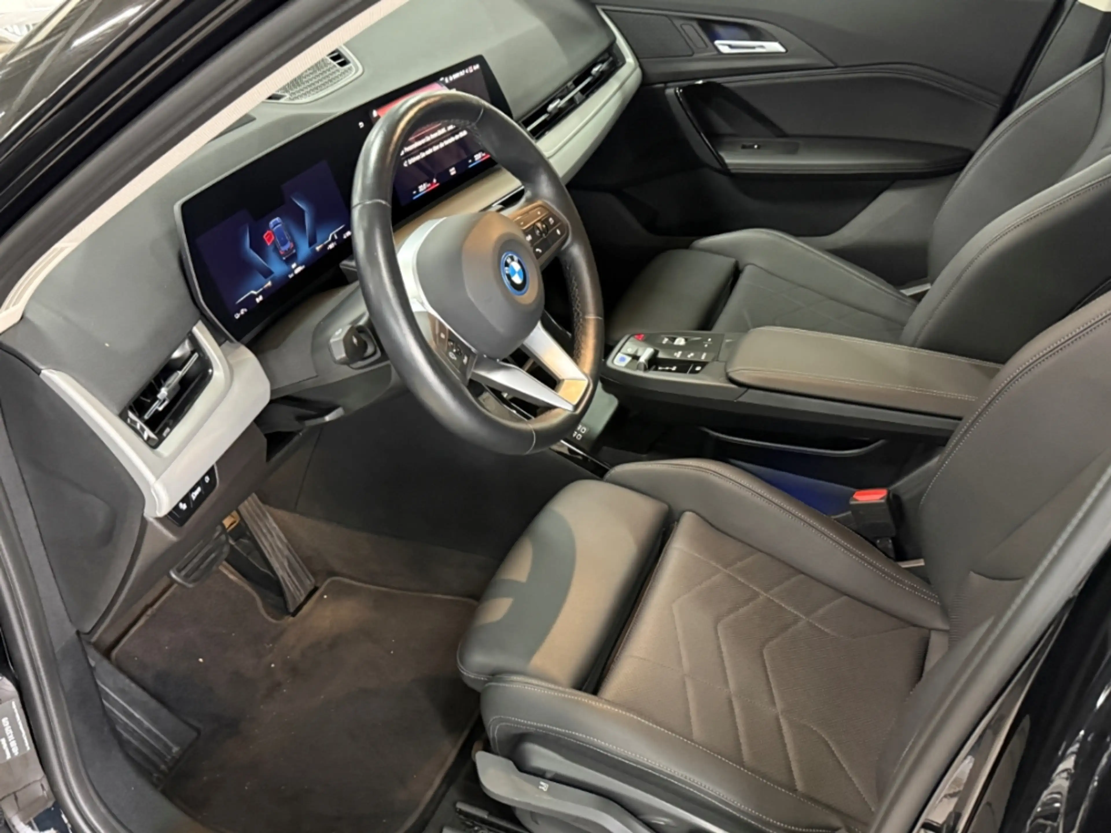 BMW iX1 xDrive 30 AD Navi Digitales Cockpit Soundsystem 36 — photo 11