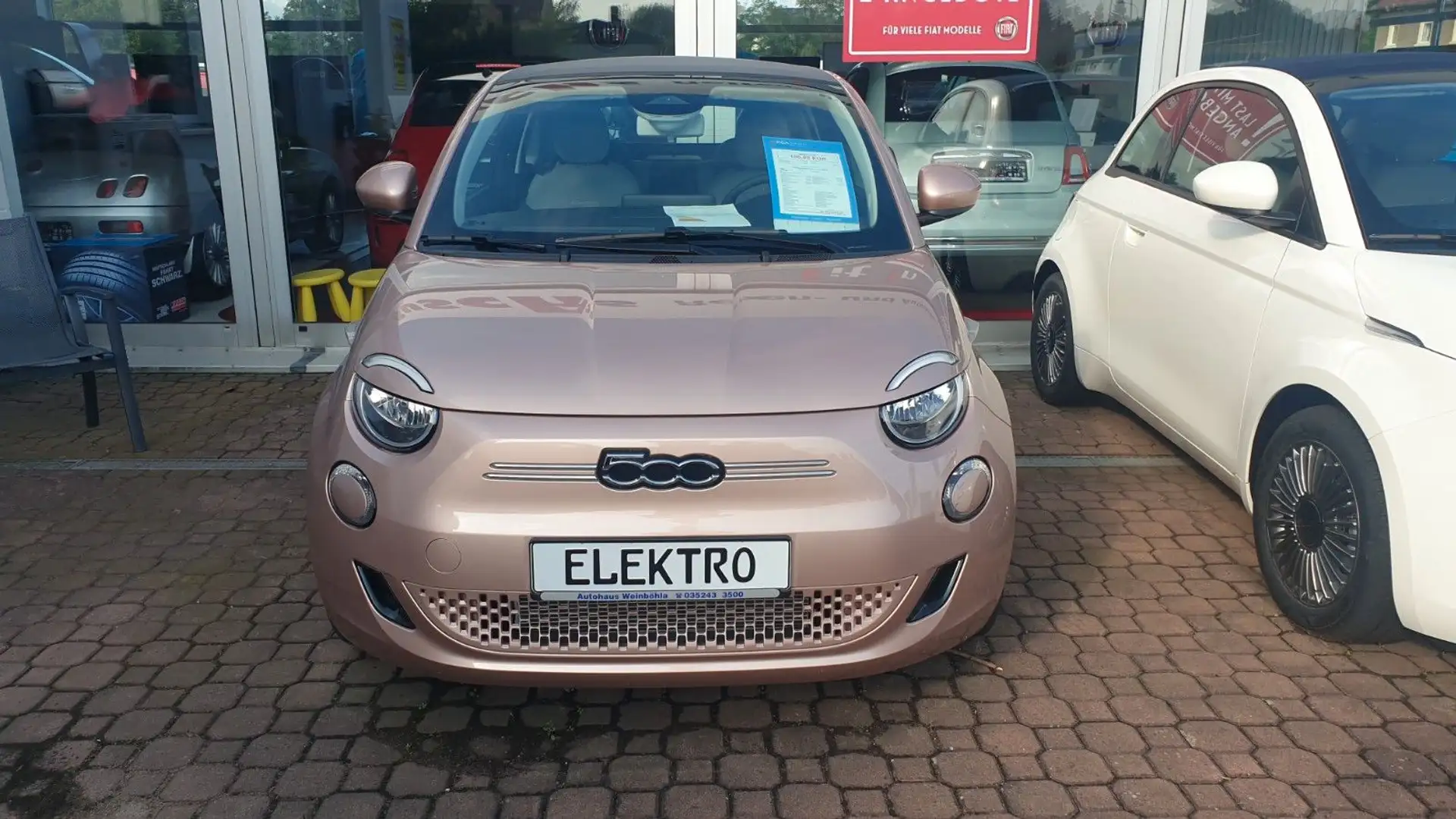 Fiat 500e Cabrio Icon-Verdeck grau Gold - 2